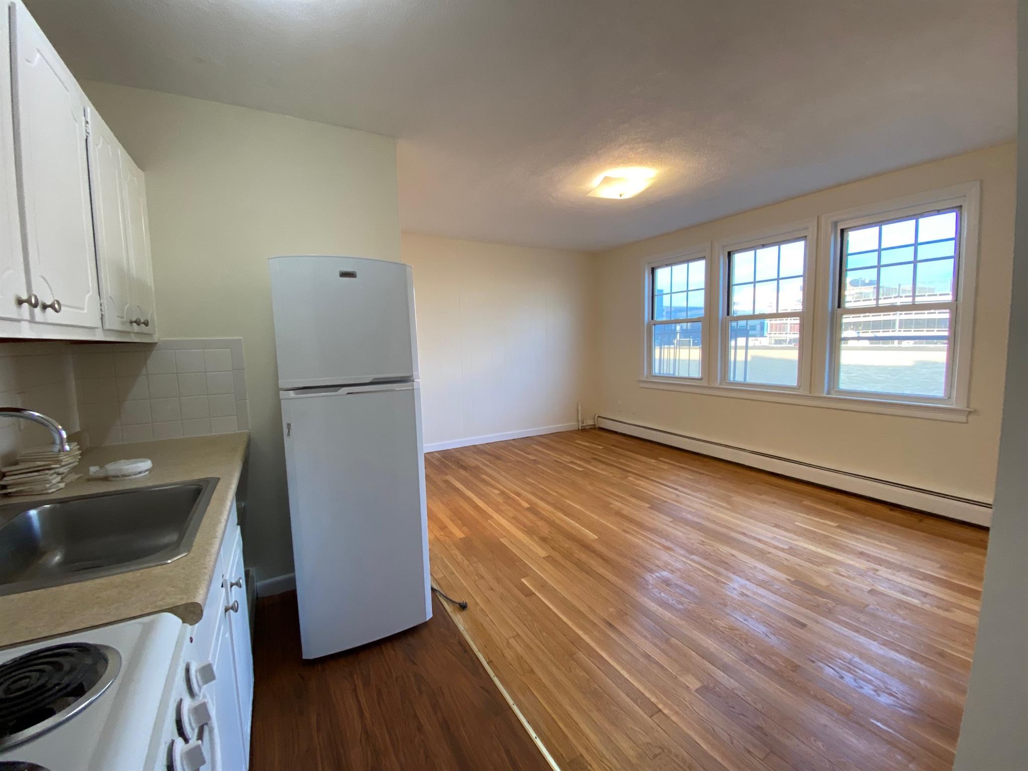 172 North Beacon St, Brighton