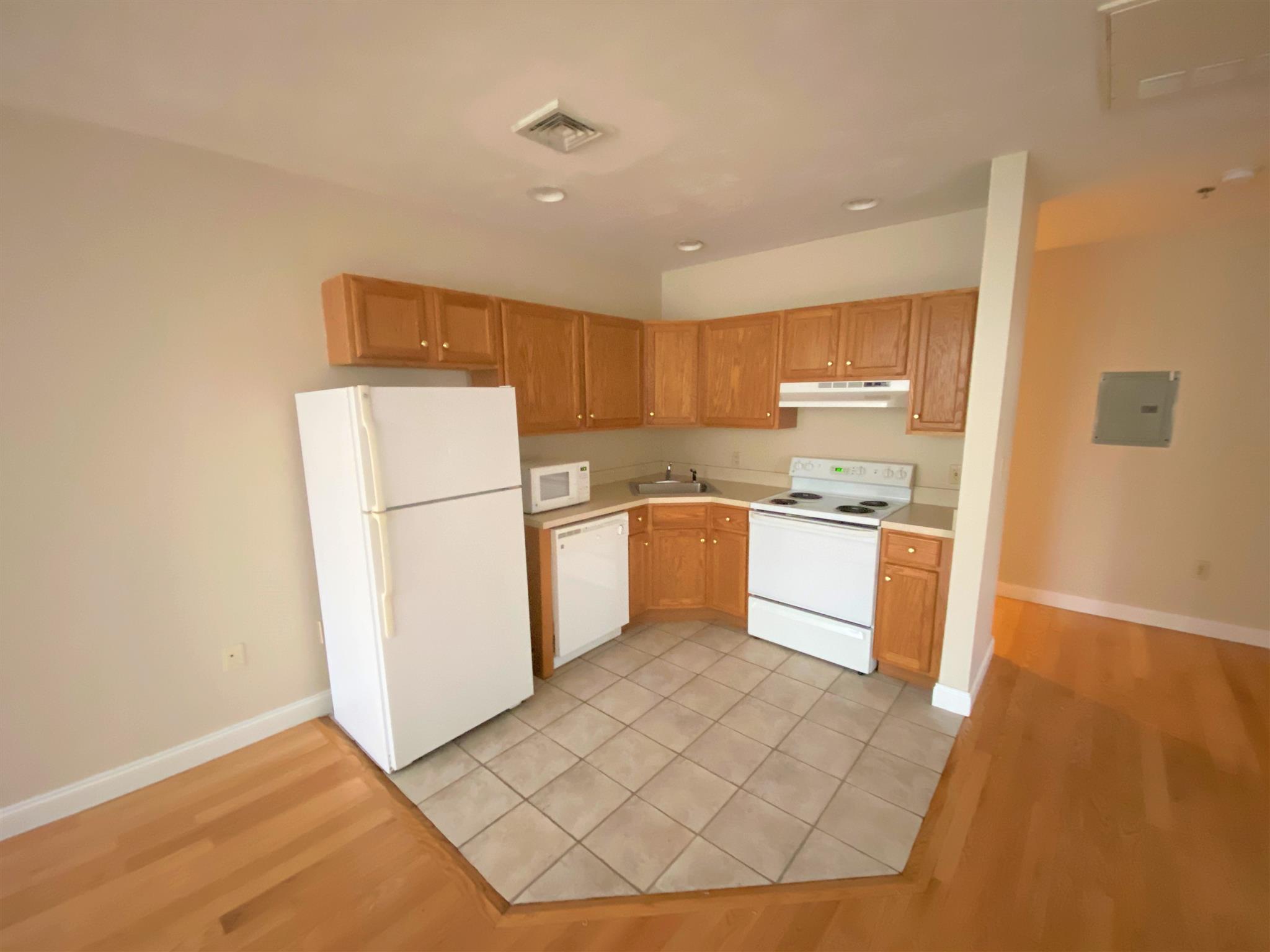 15 Pearl St, Central Square