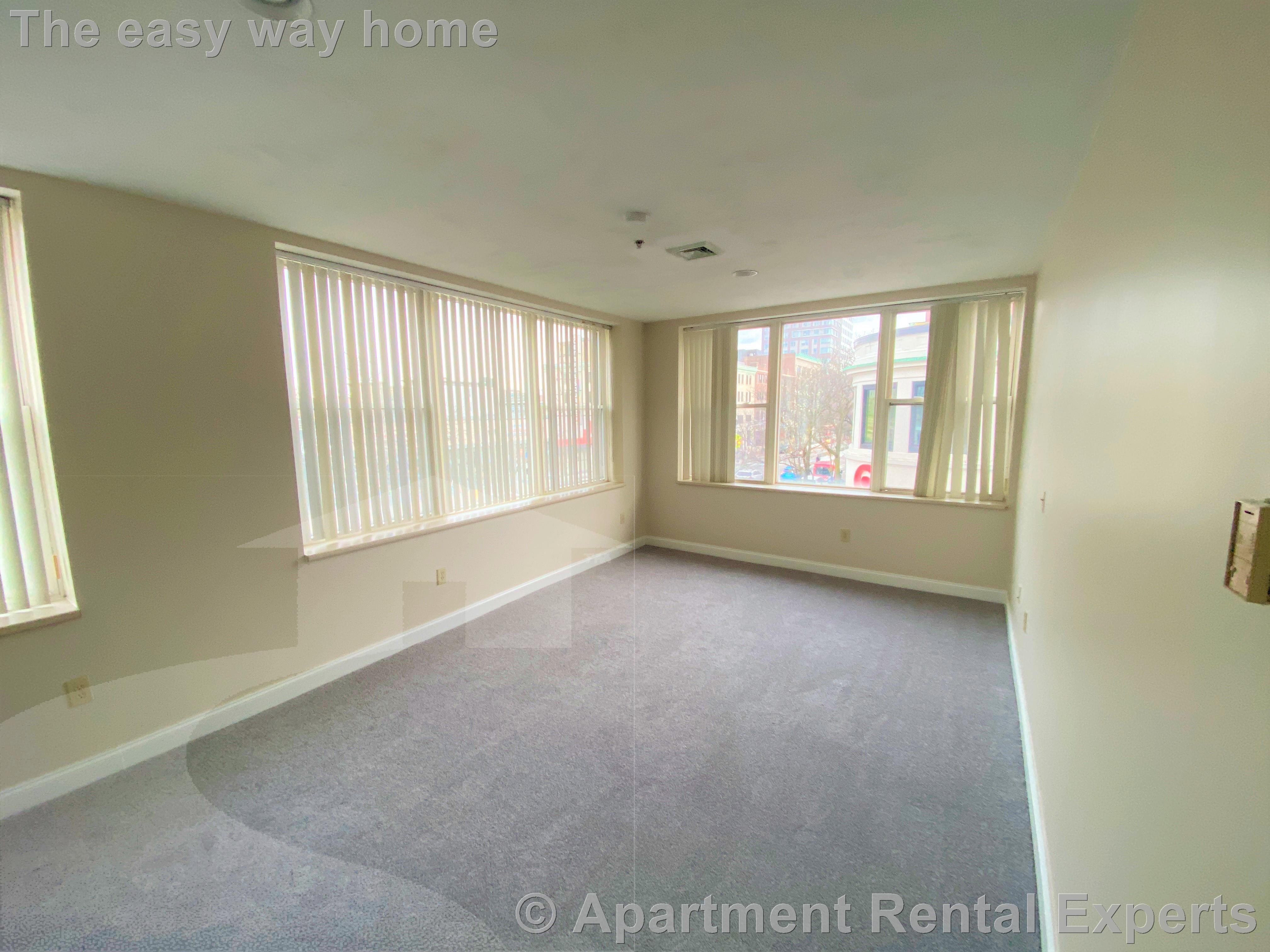 15 Pearl, Central Square