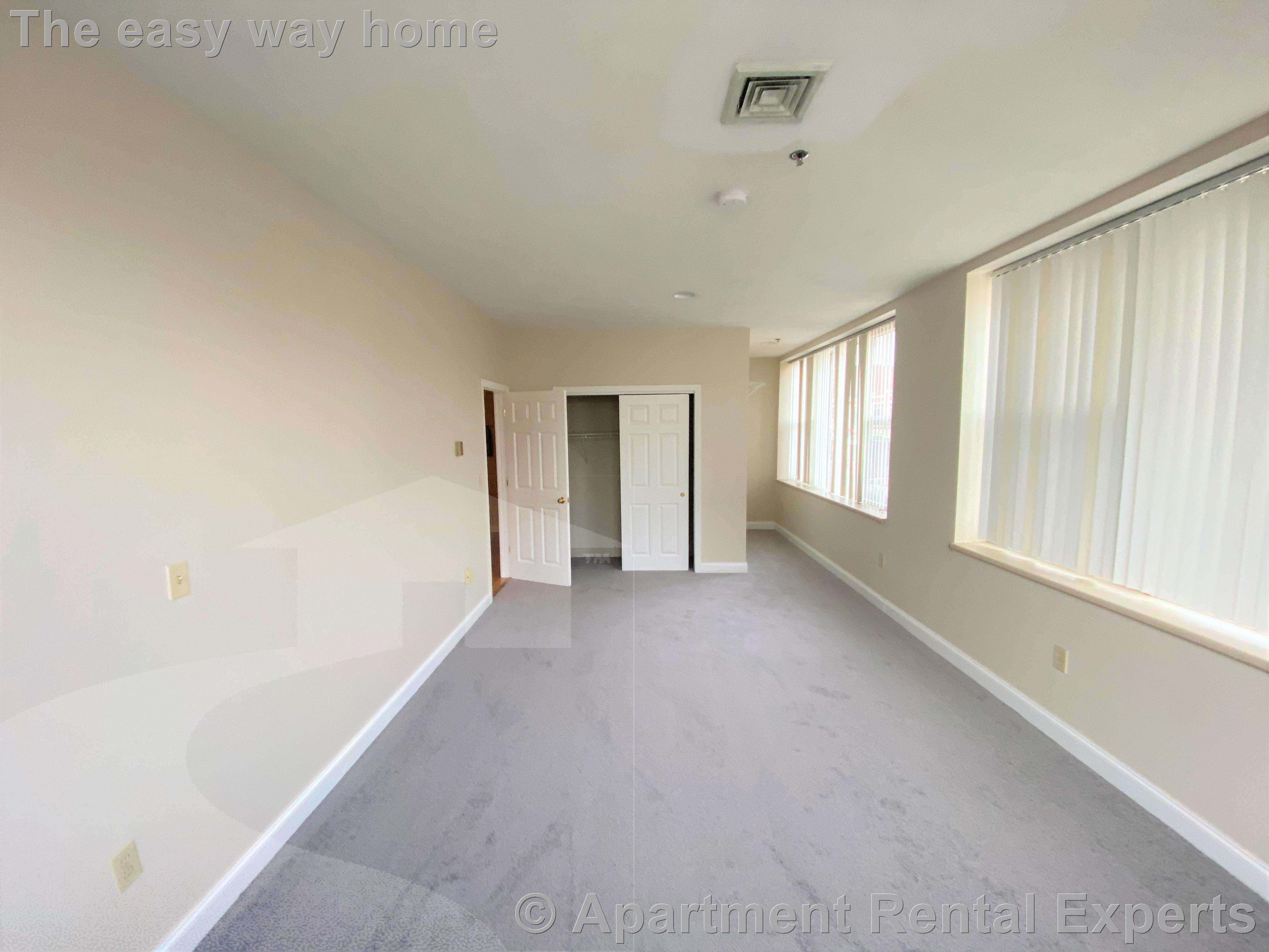 15 Pearl, Central Square