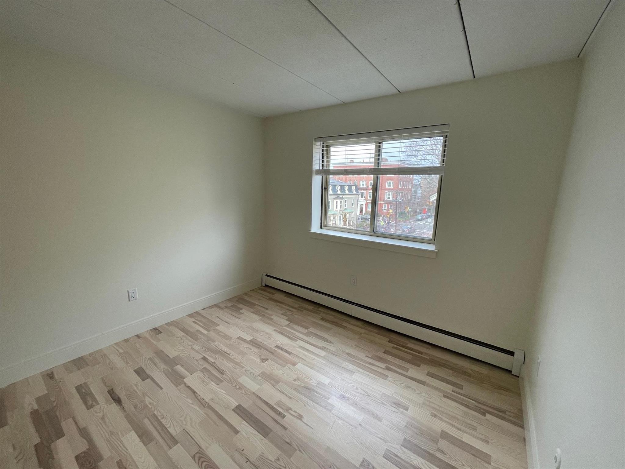 16 Trowbridge St, Central Square