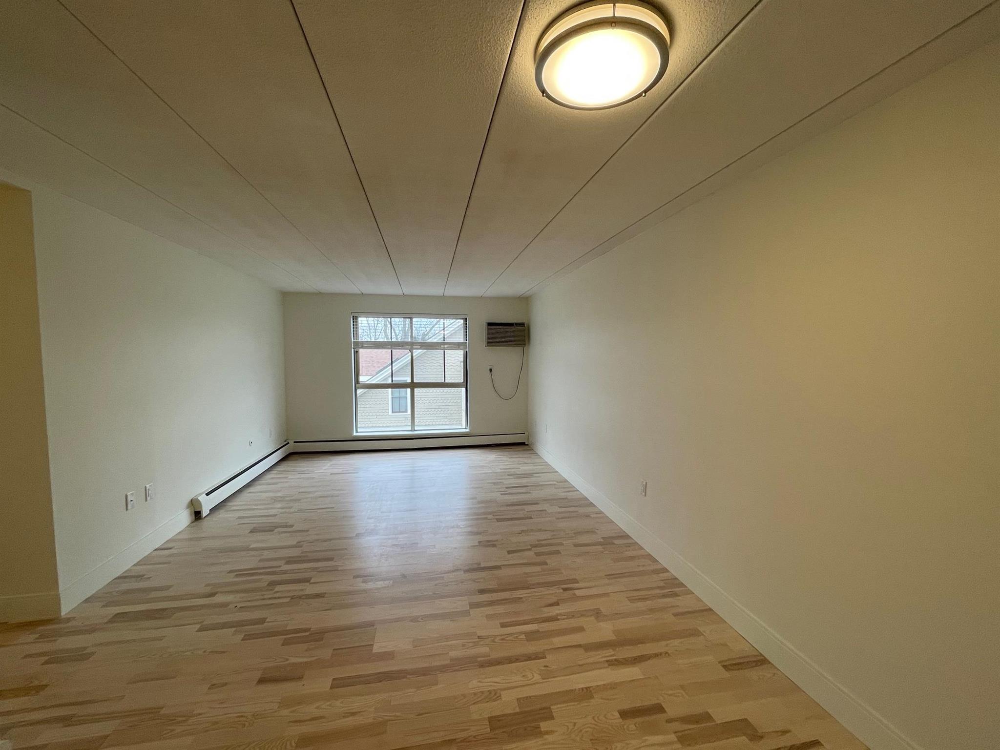 16 Trowbridge St, Harvard Square