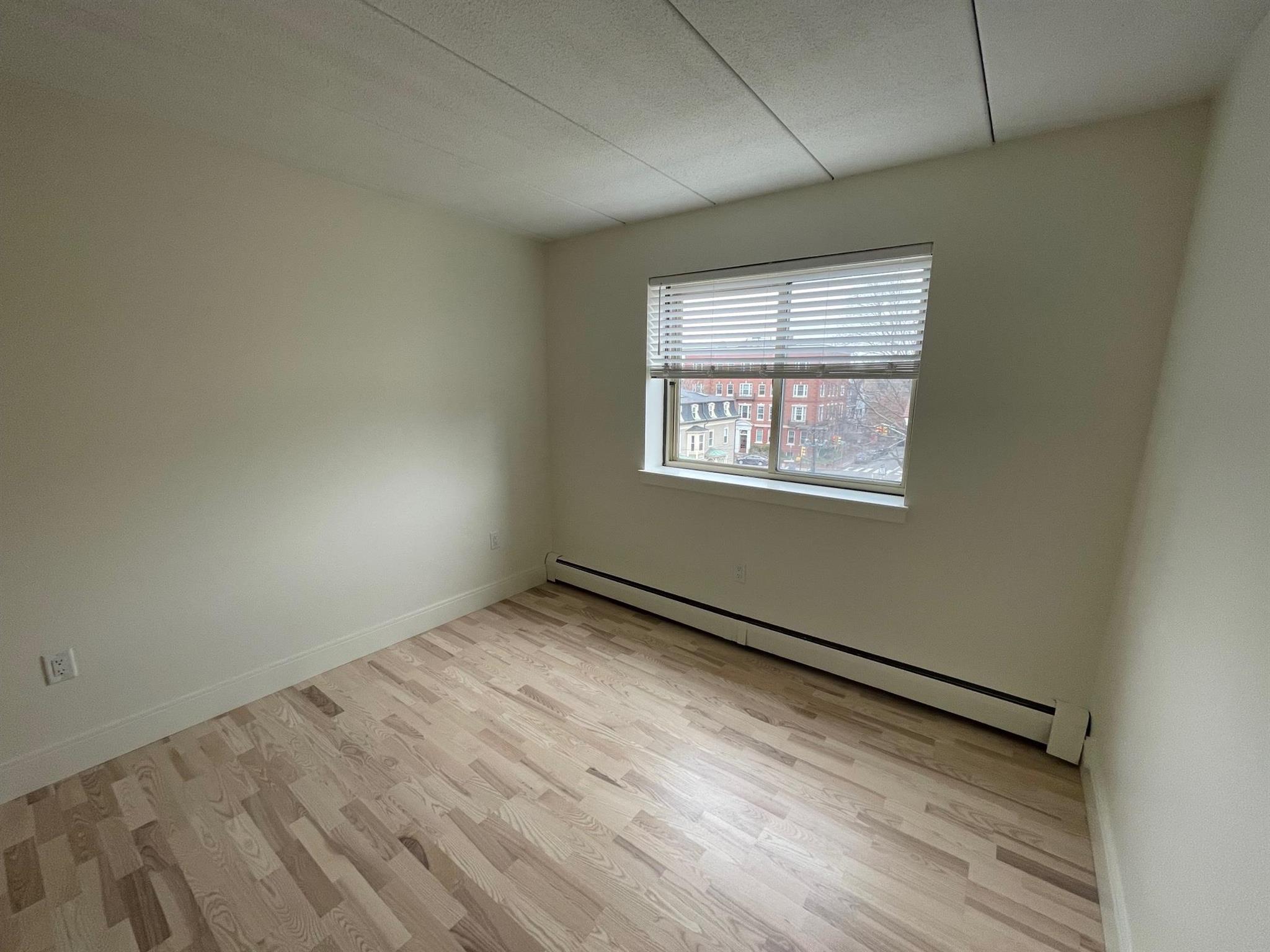 16 Trowbridge St, Harvard Square