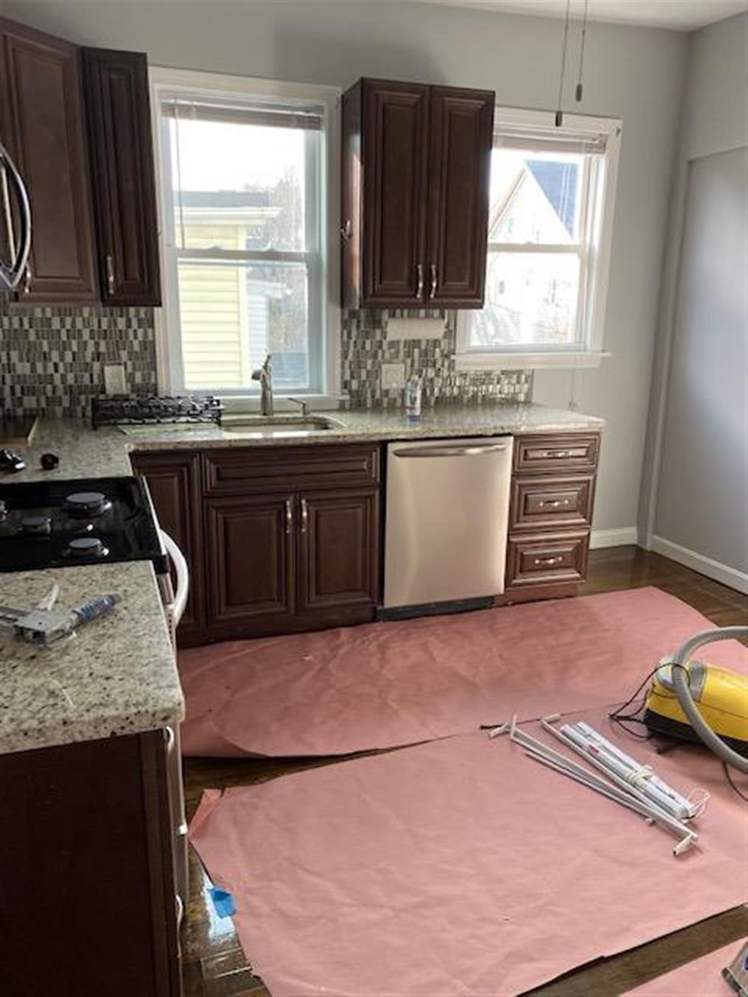 8 Essex St, Gilman Square