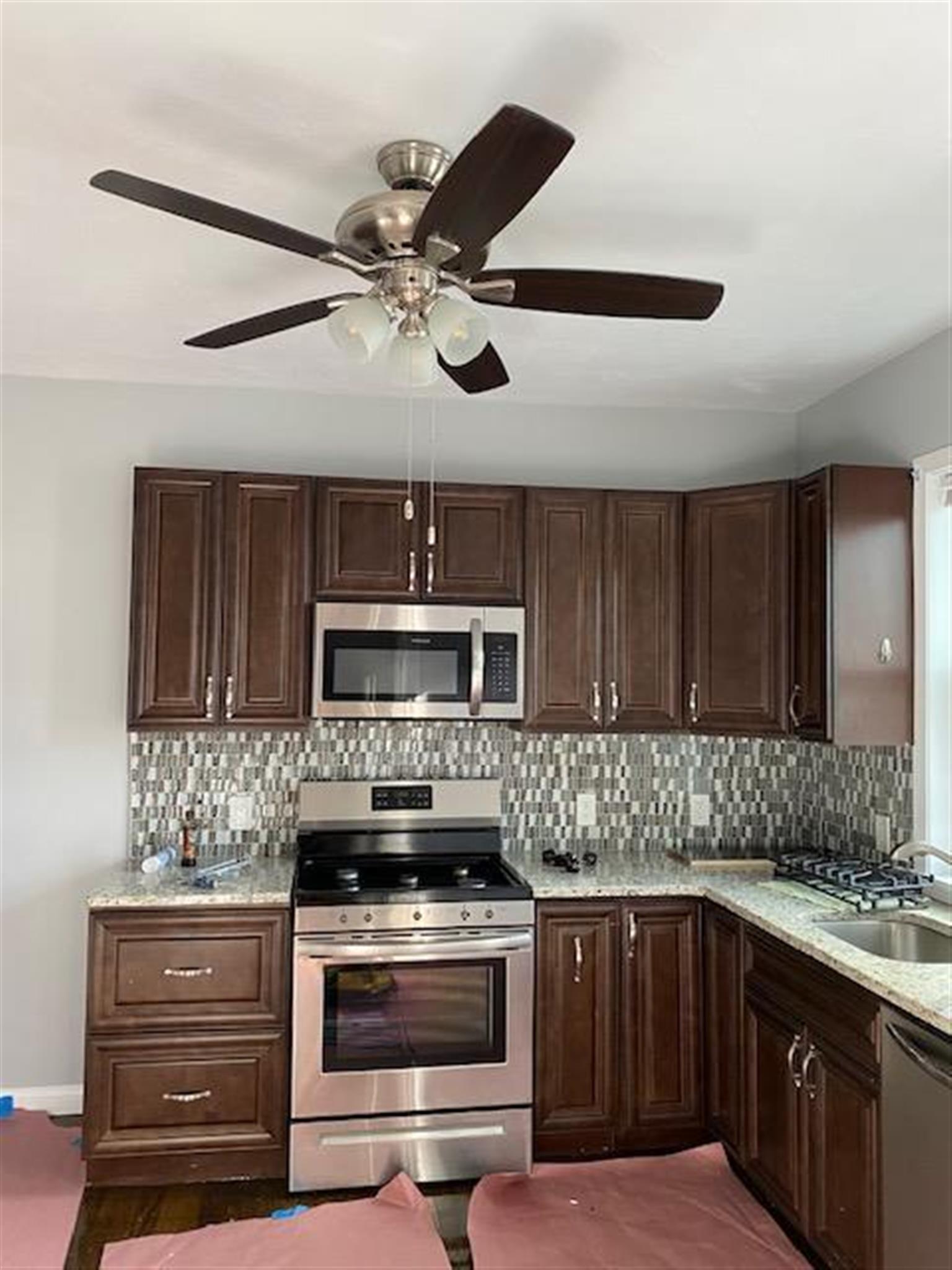 8 Essex St, Winter Hill