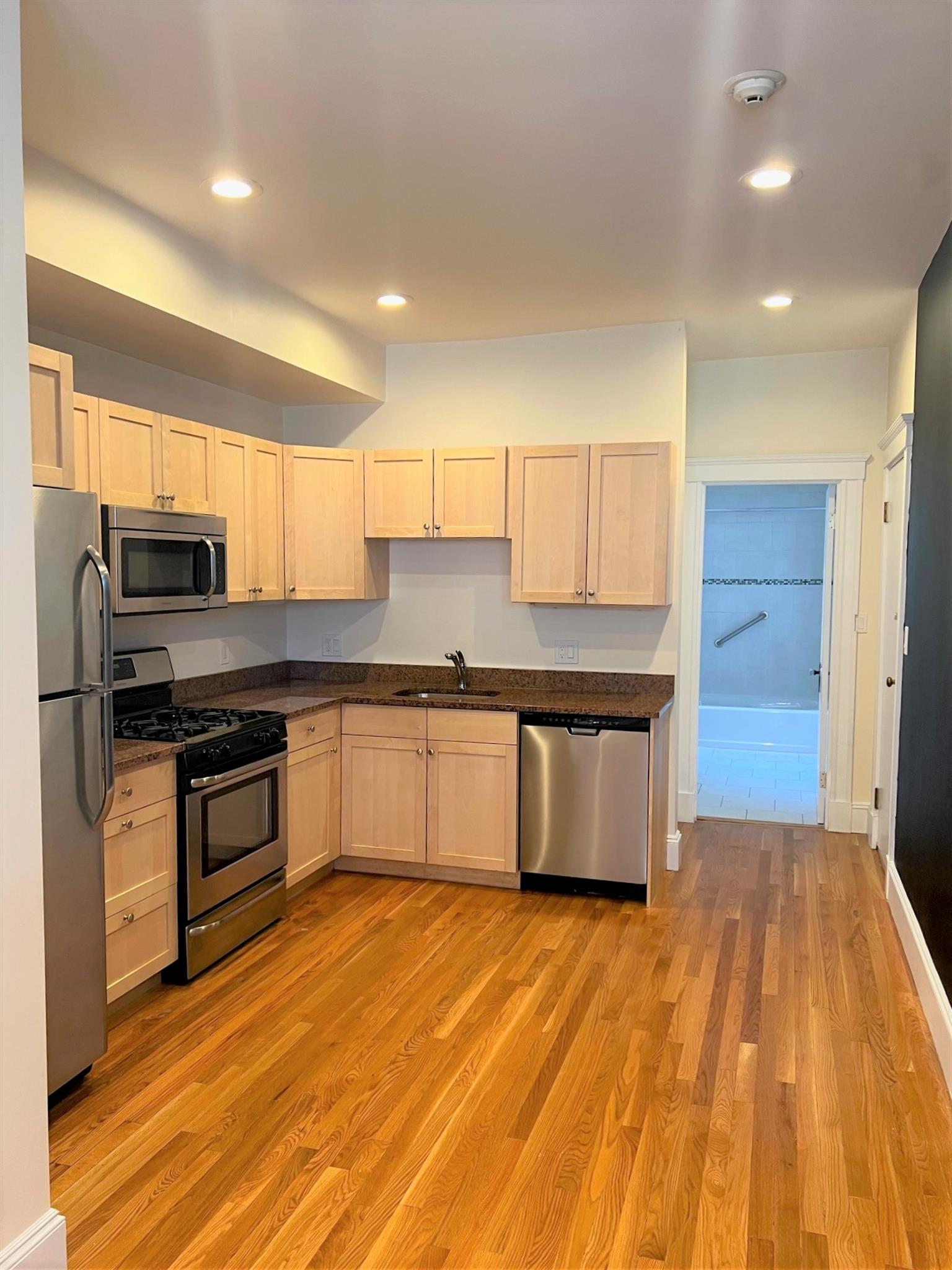 210 Massachusetts Ave, Arlington