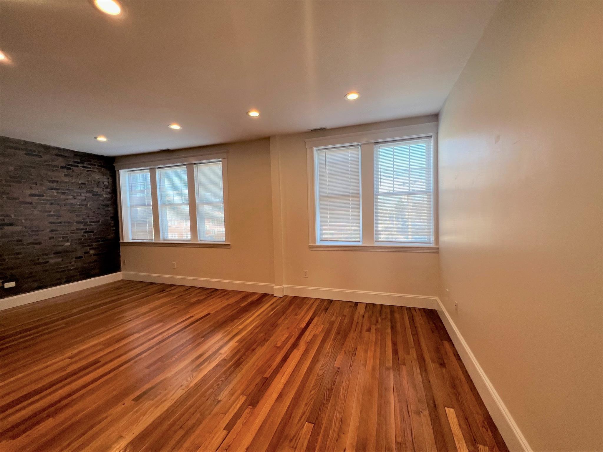 210 Massachusetts Ave, Arlington