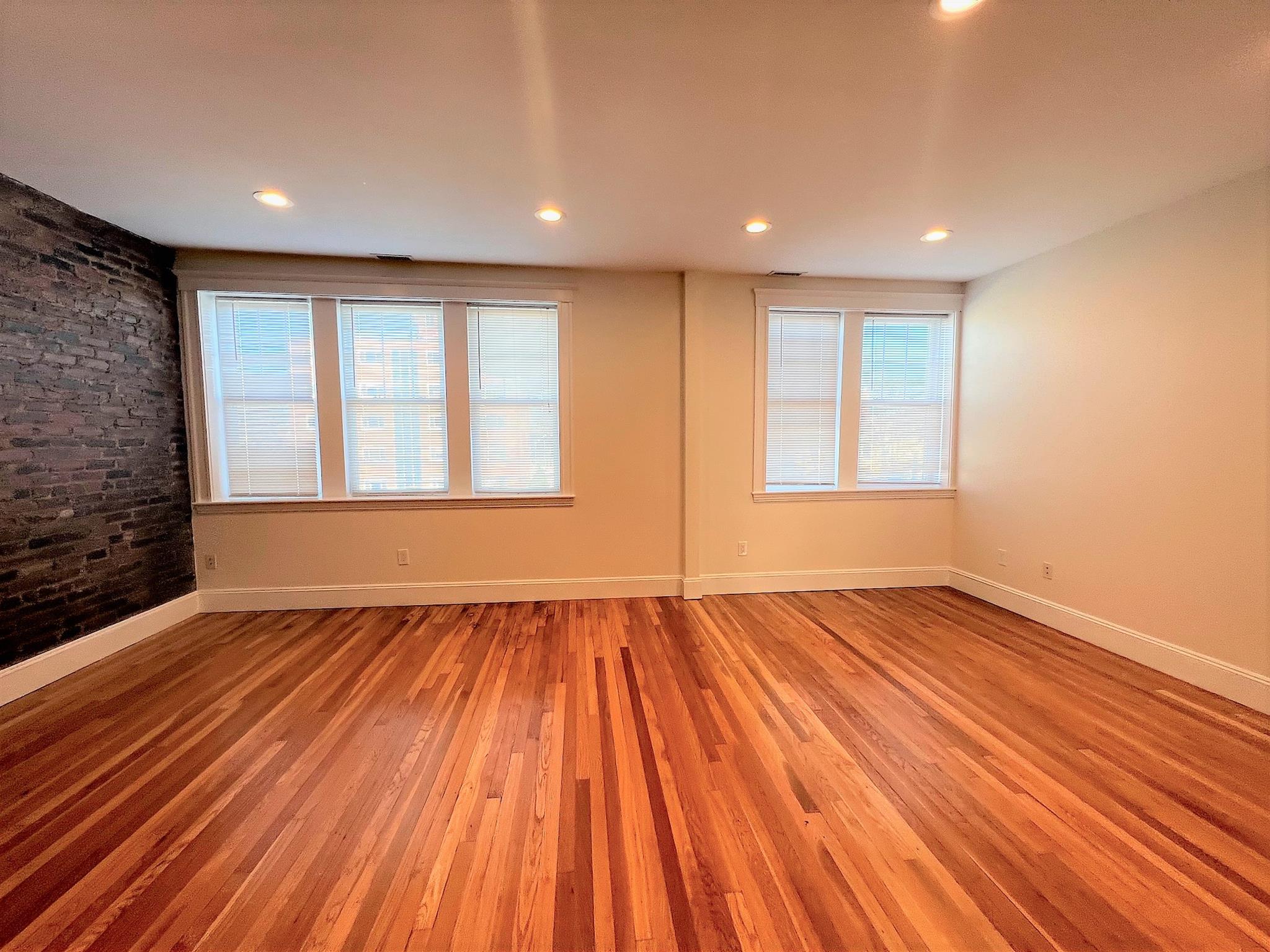 210 Massachusetts Ave, Arlington