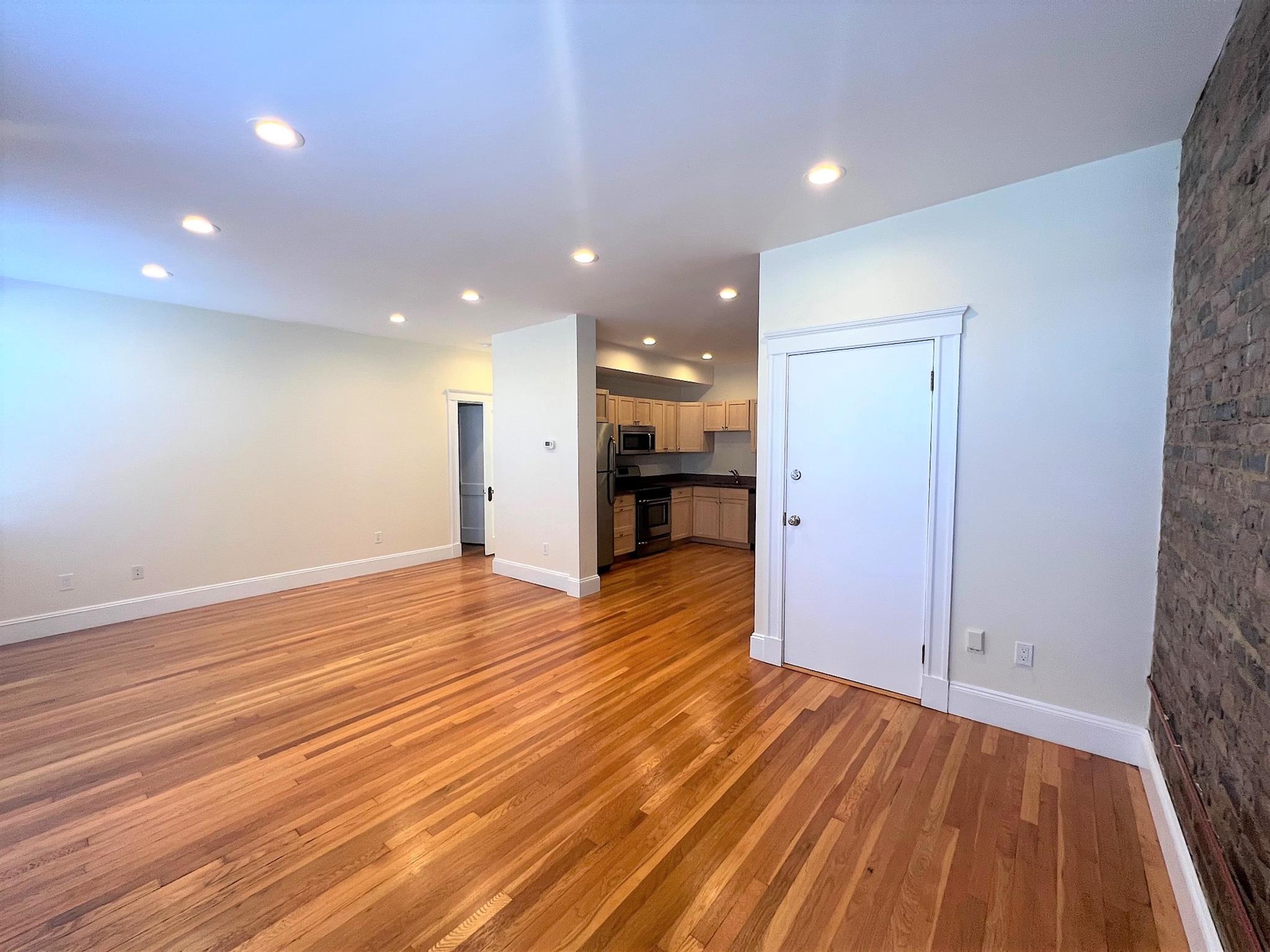 210 Massachusetts Ave, Arlington