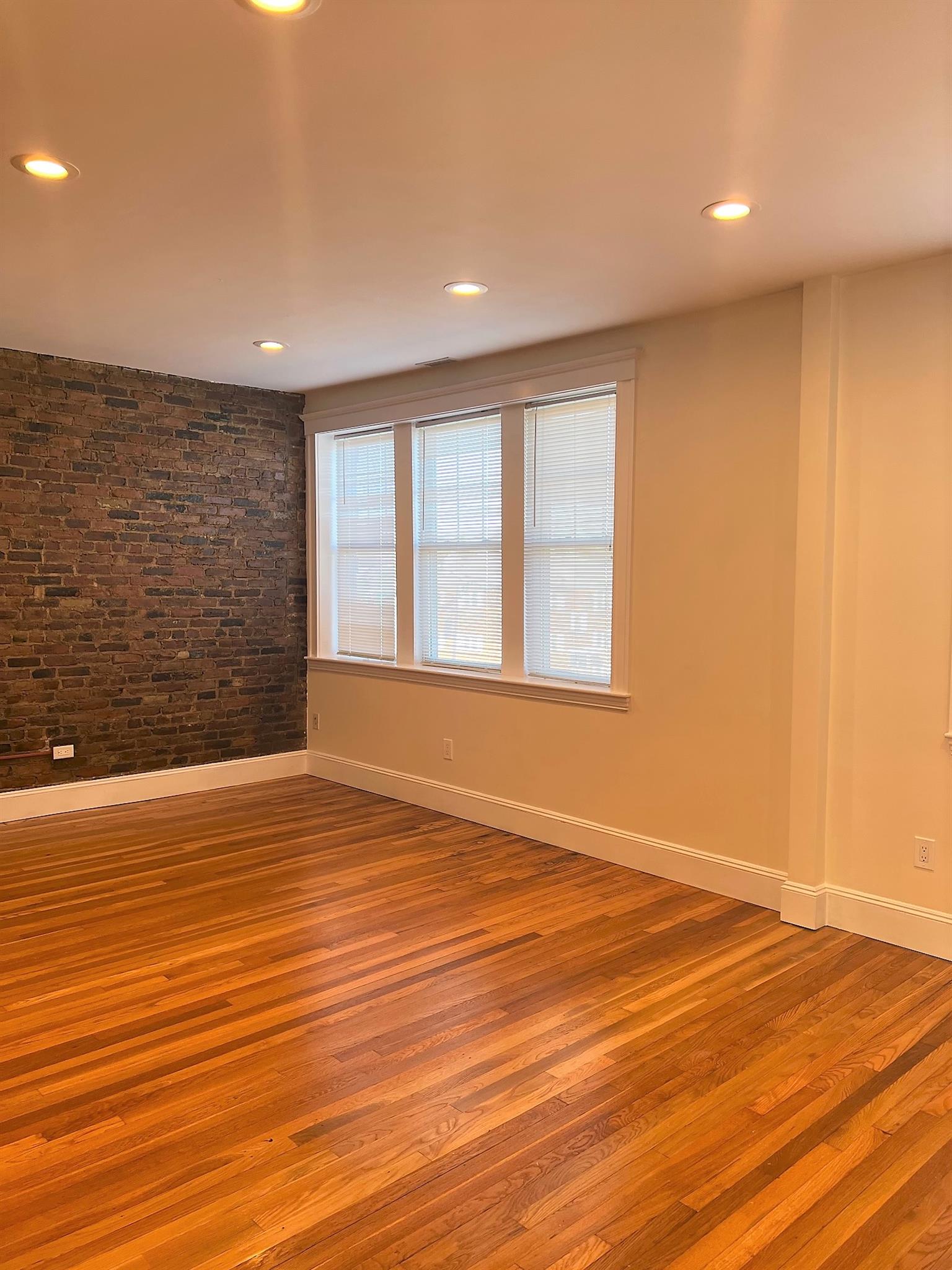 210 Massachusetts Ave, Arlington