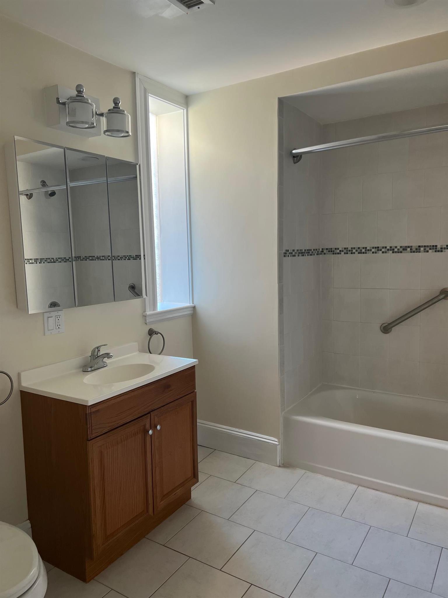 210 Massachusetts Ave, Arlington