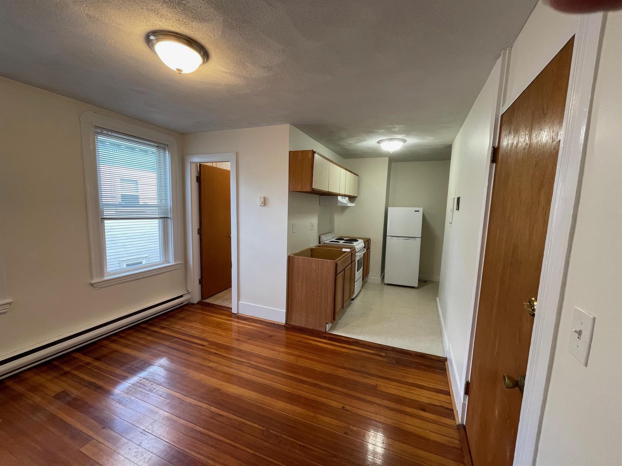 14 Garrison Ave, Teele Square