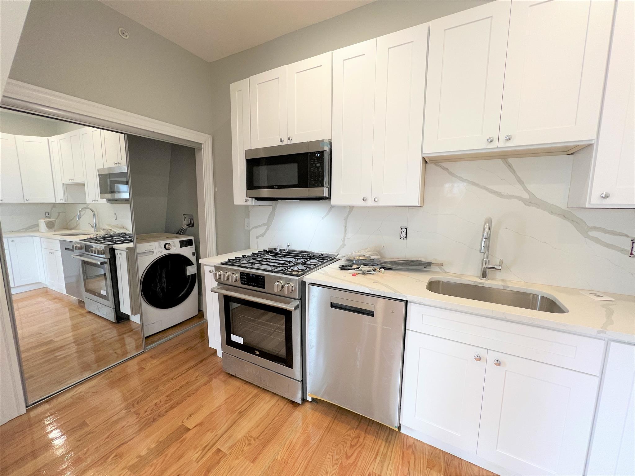 73 Pearl St, East Somerville