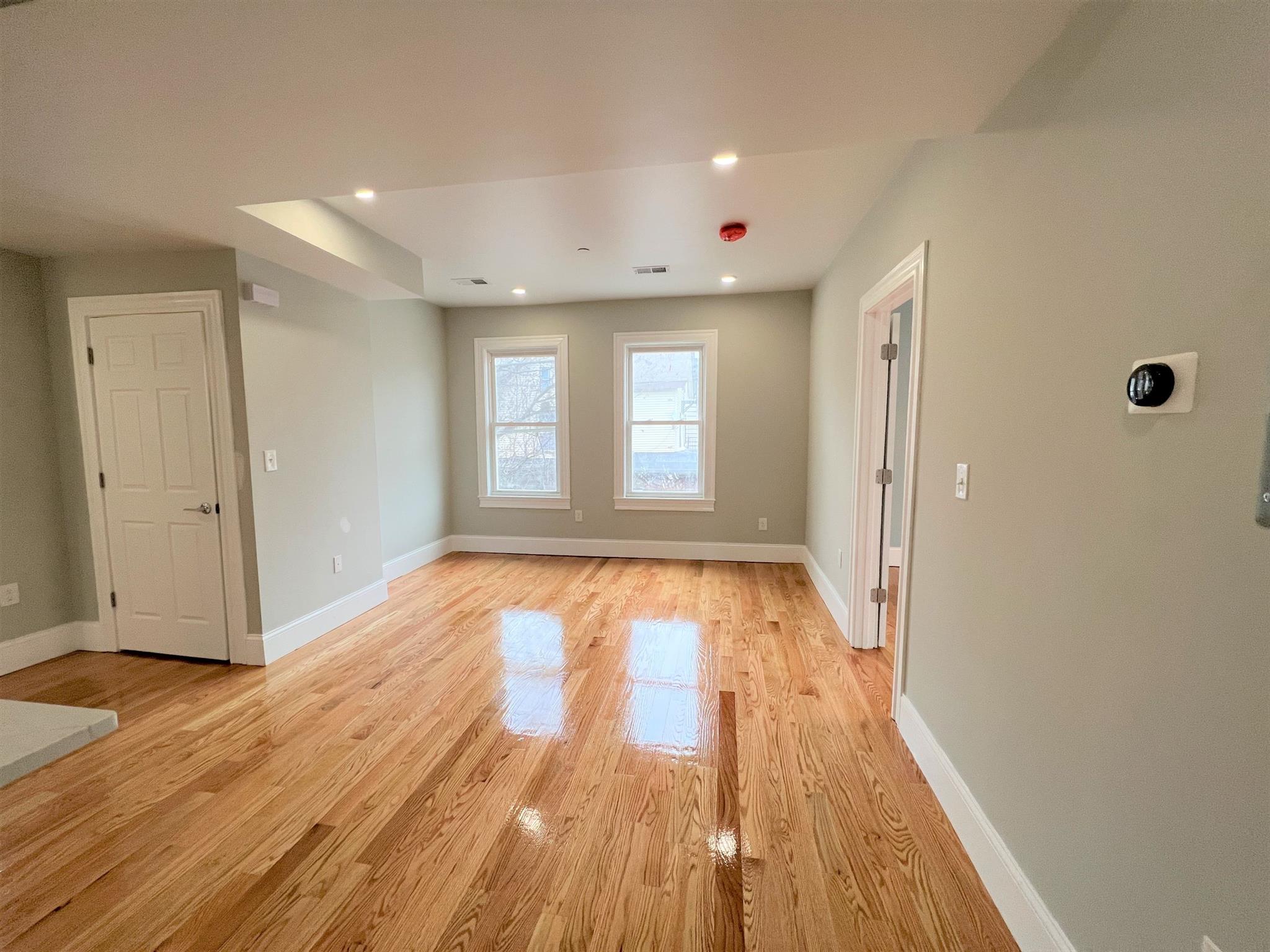 71 Pearl St, East Somerville