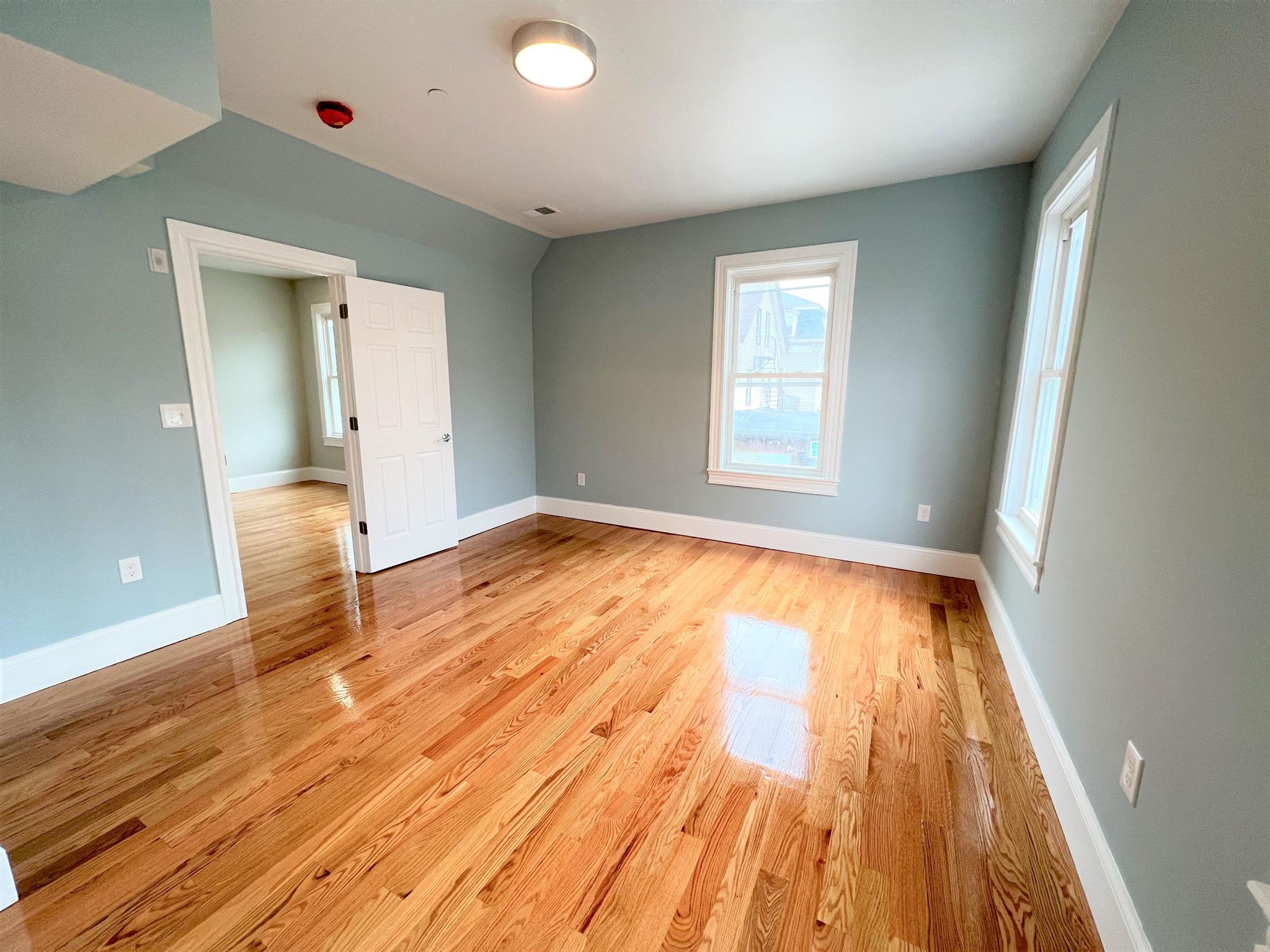 71 Pearl St, East Somerville