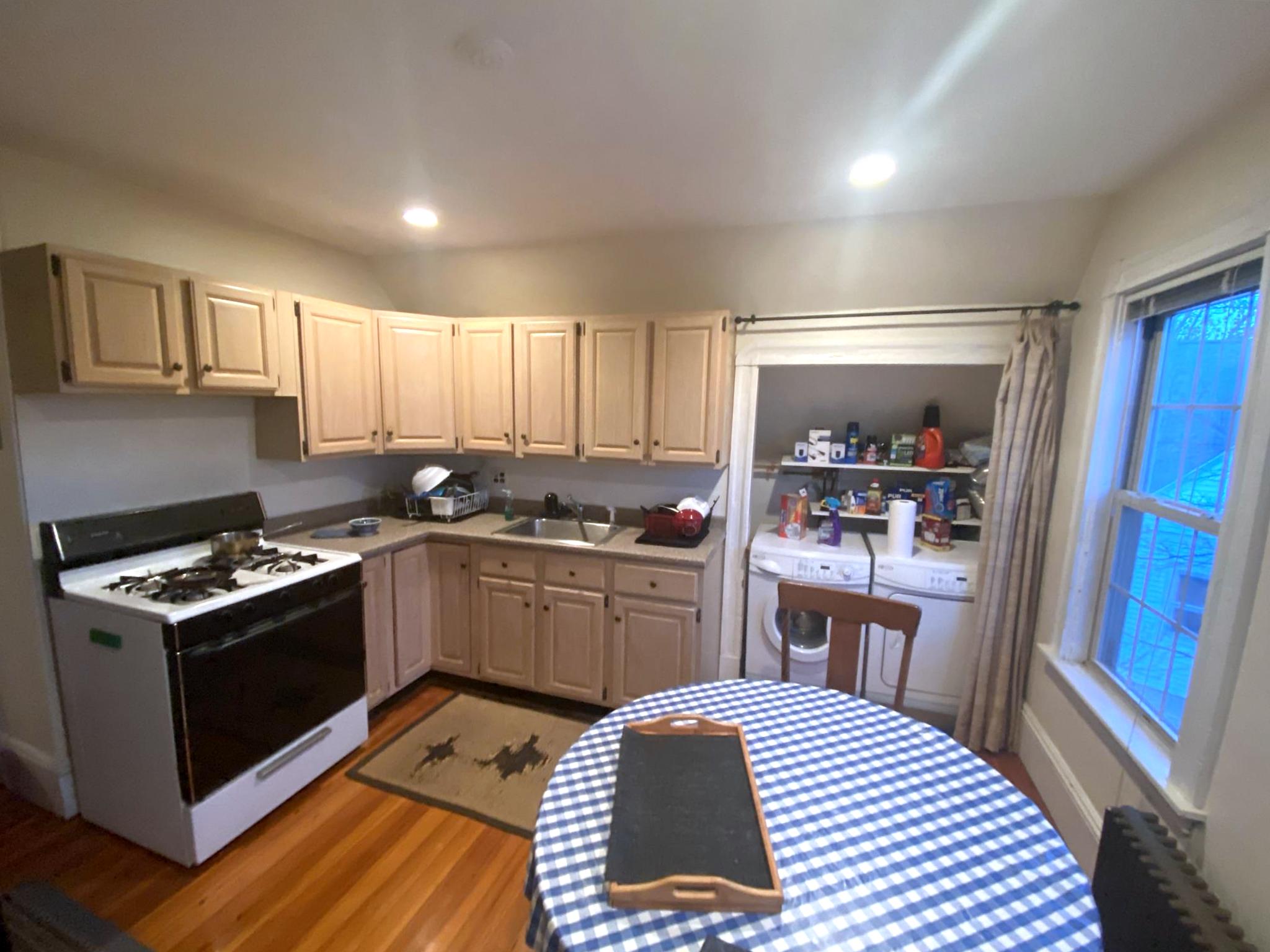 125 Highland Rd, Davis Square