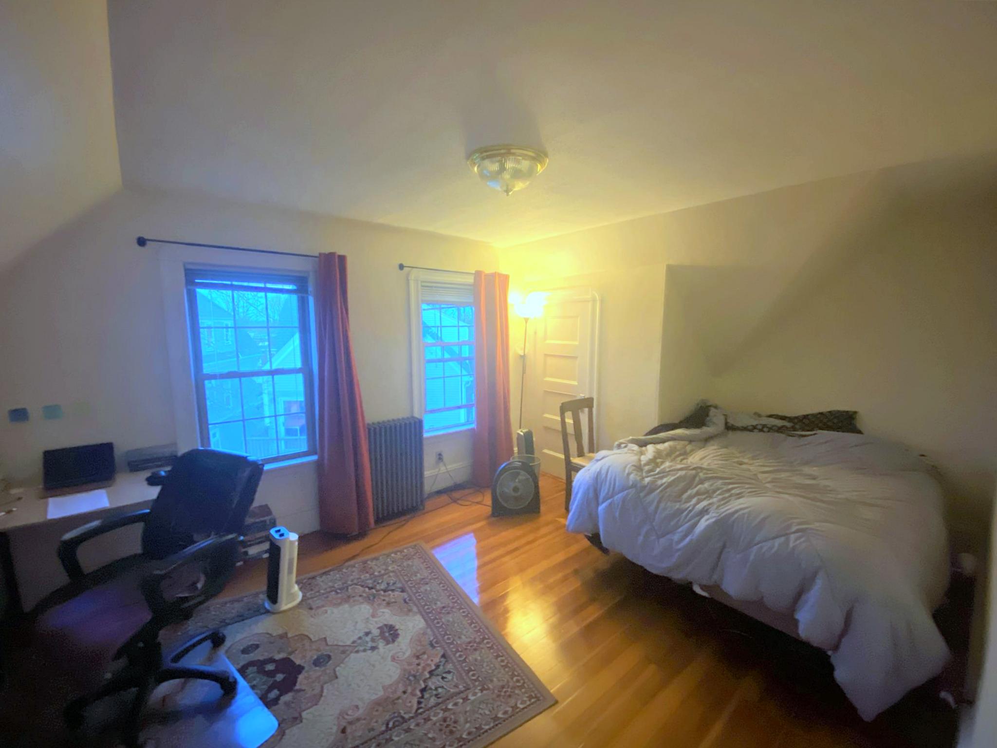 125 Highland Rd, Davis Square