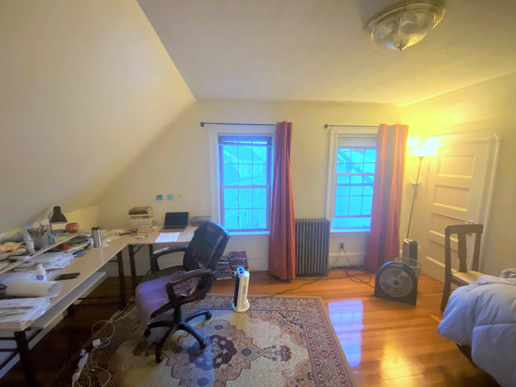 125 Highland Rd, Davis Square