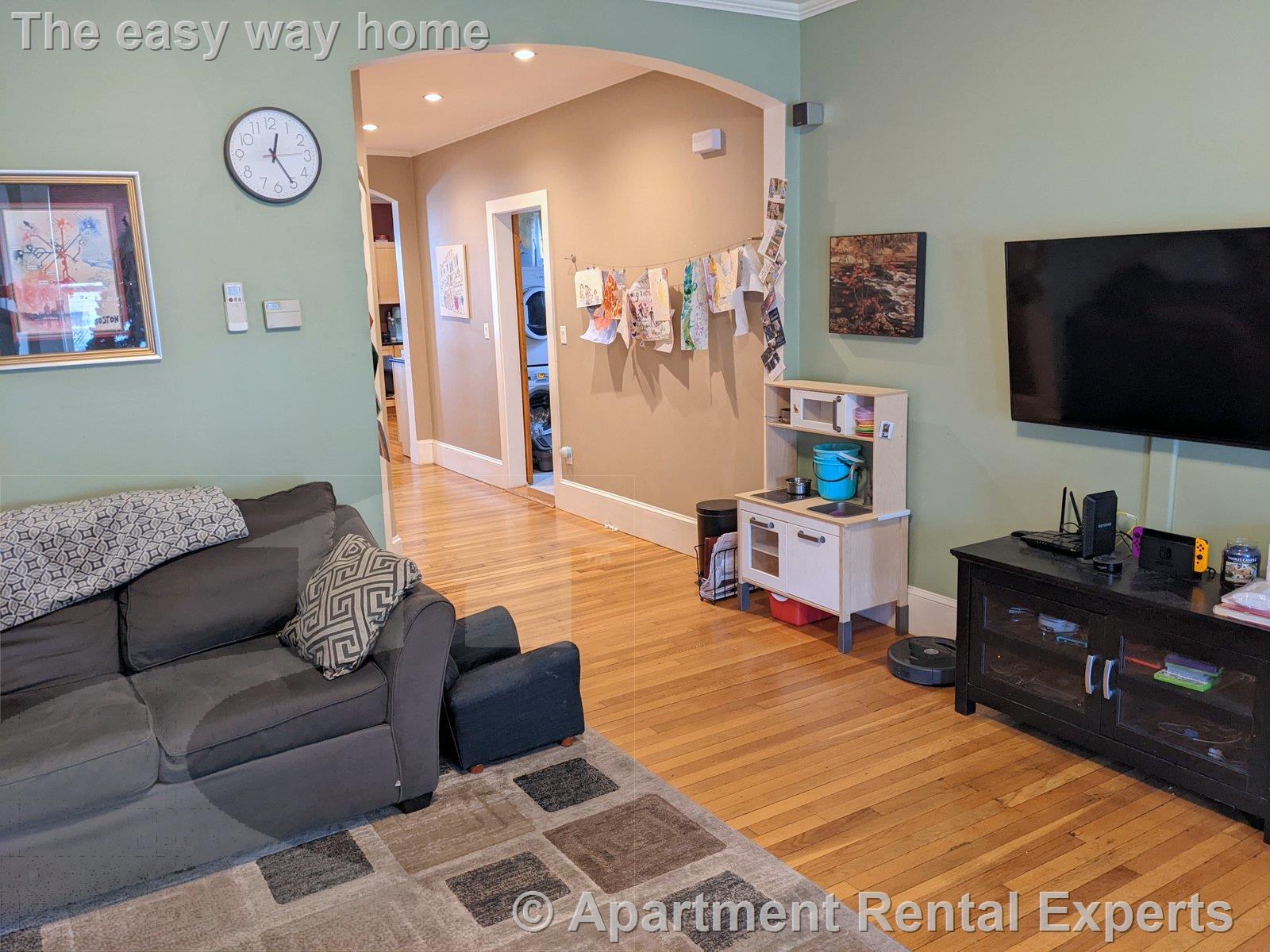 15 Cutter St, Davis Square