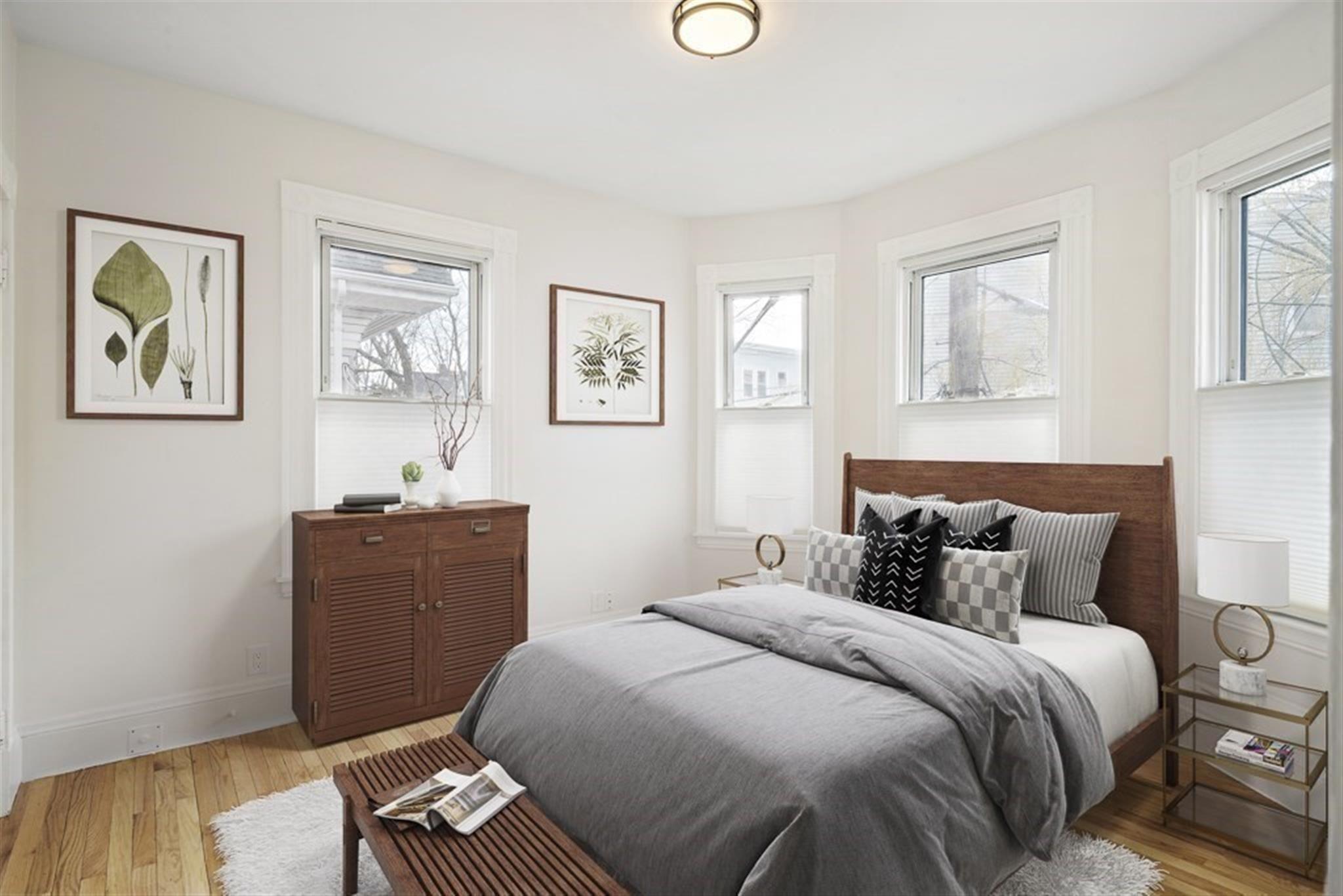 38 Myrtle Ave, Harvard Square