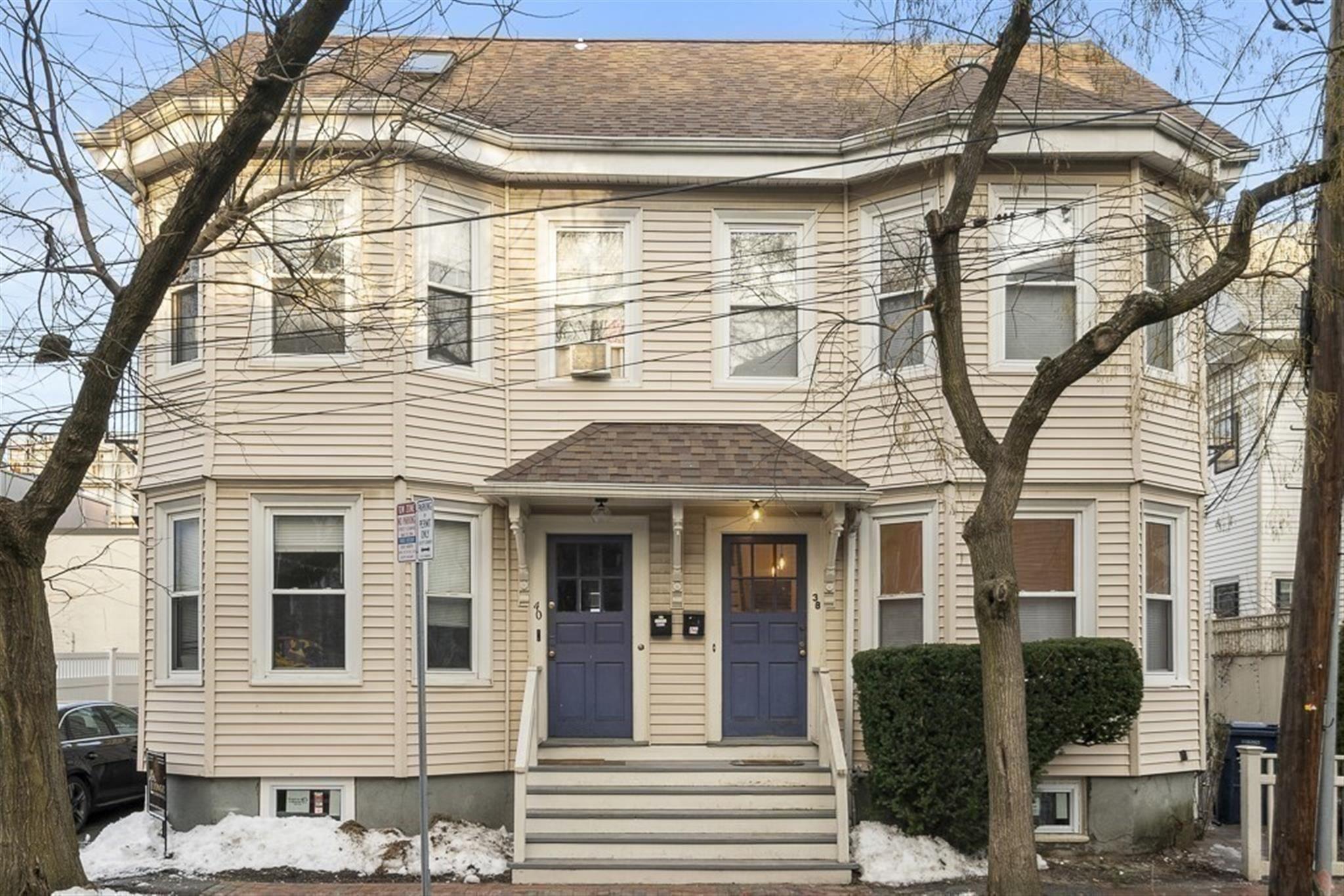 38 Myrtle Ave, Harvard Square