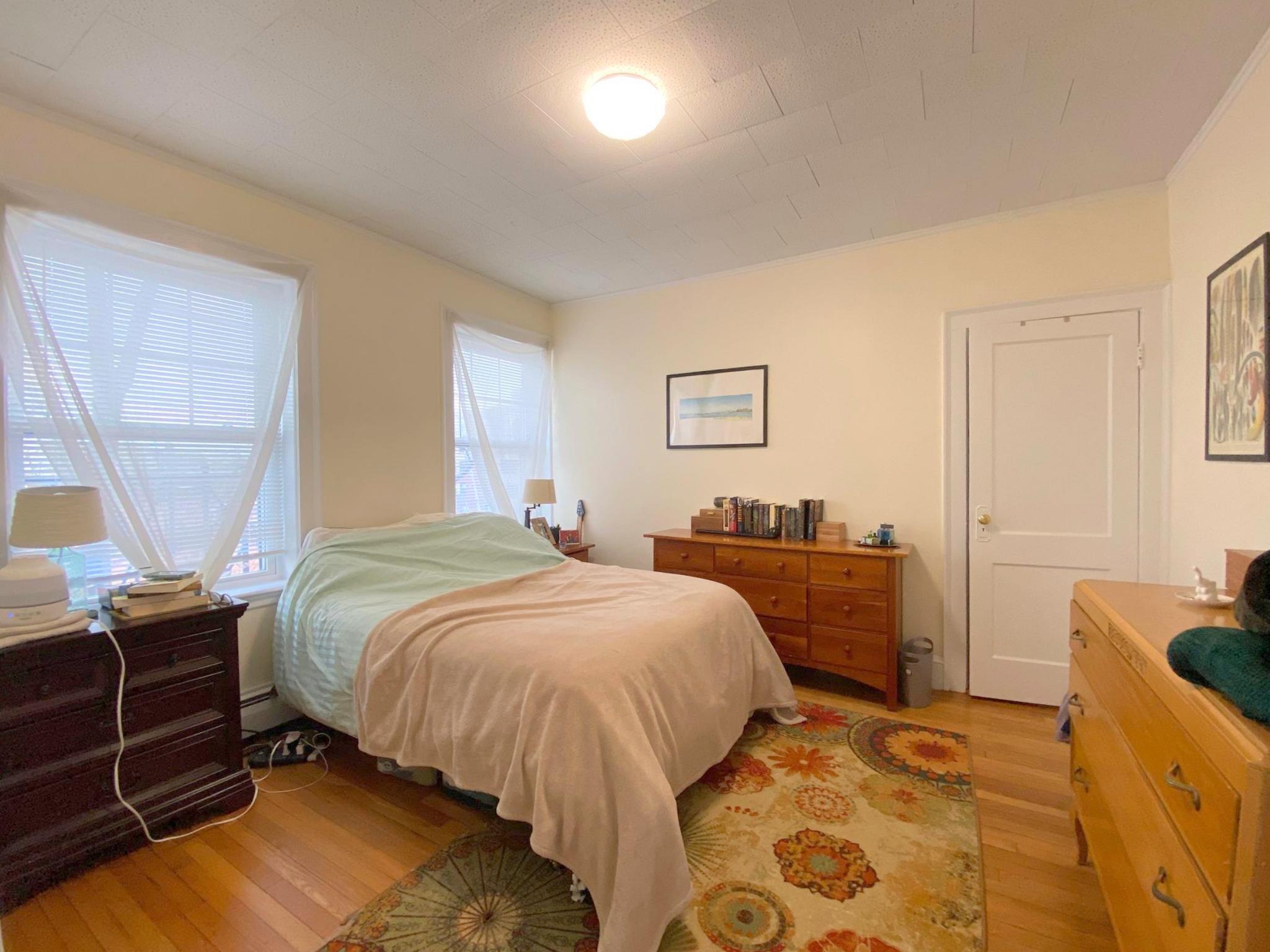 36 College Ave, Davis Square