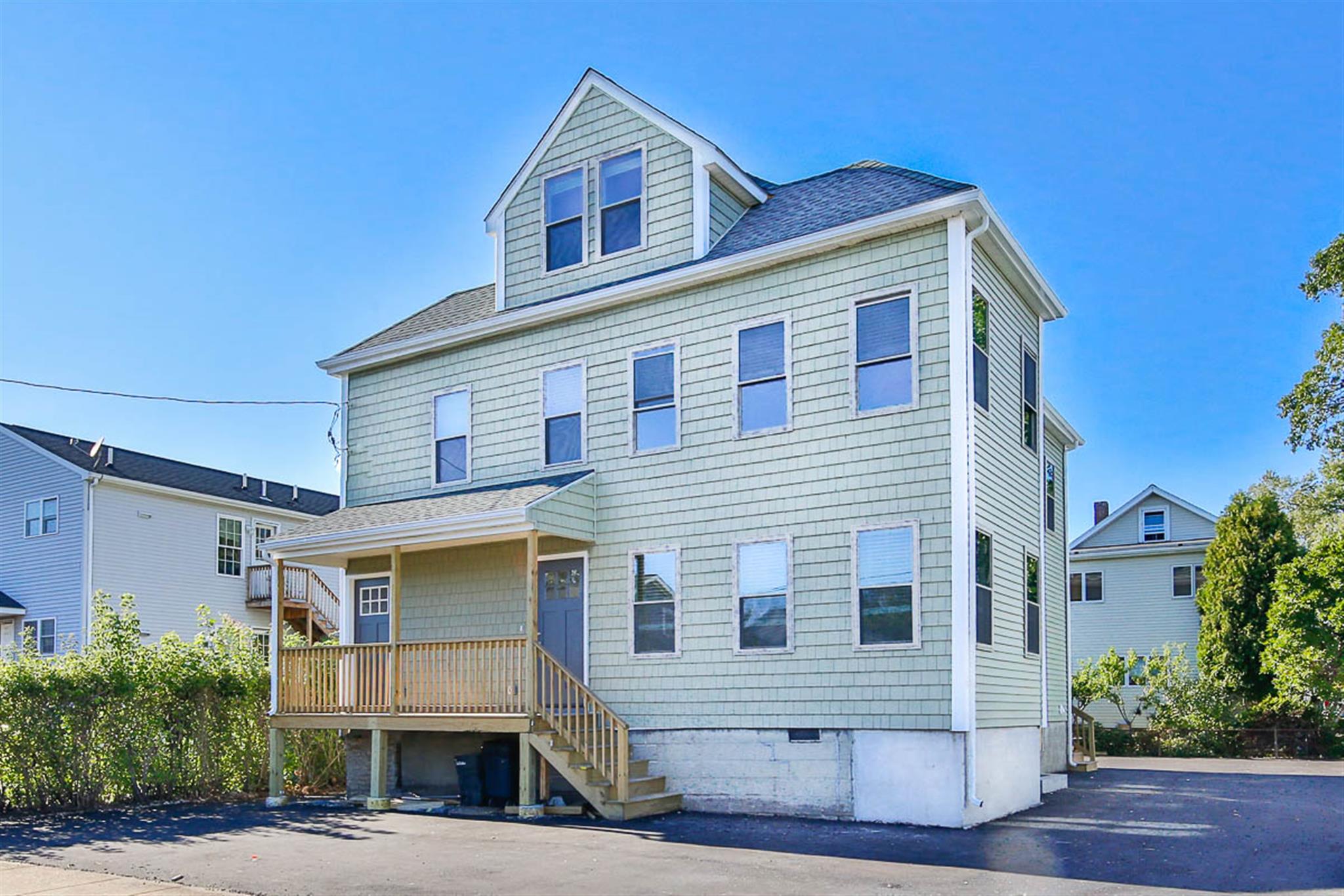 39 Harvard St, Medford