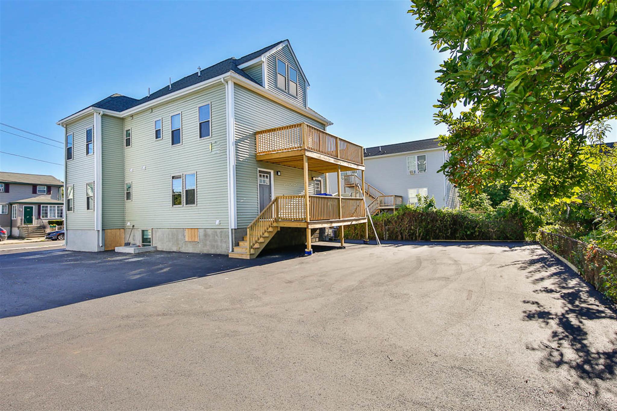 39 Harvard St, Medford