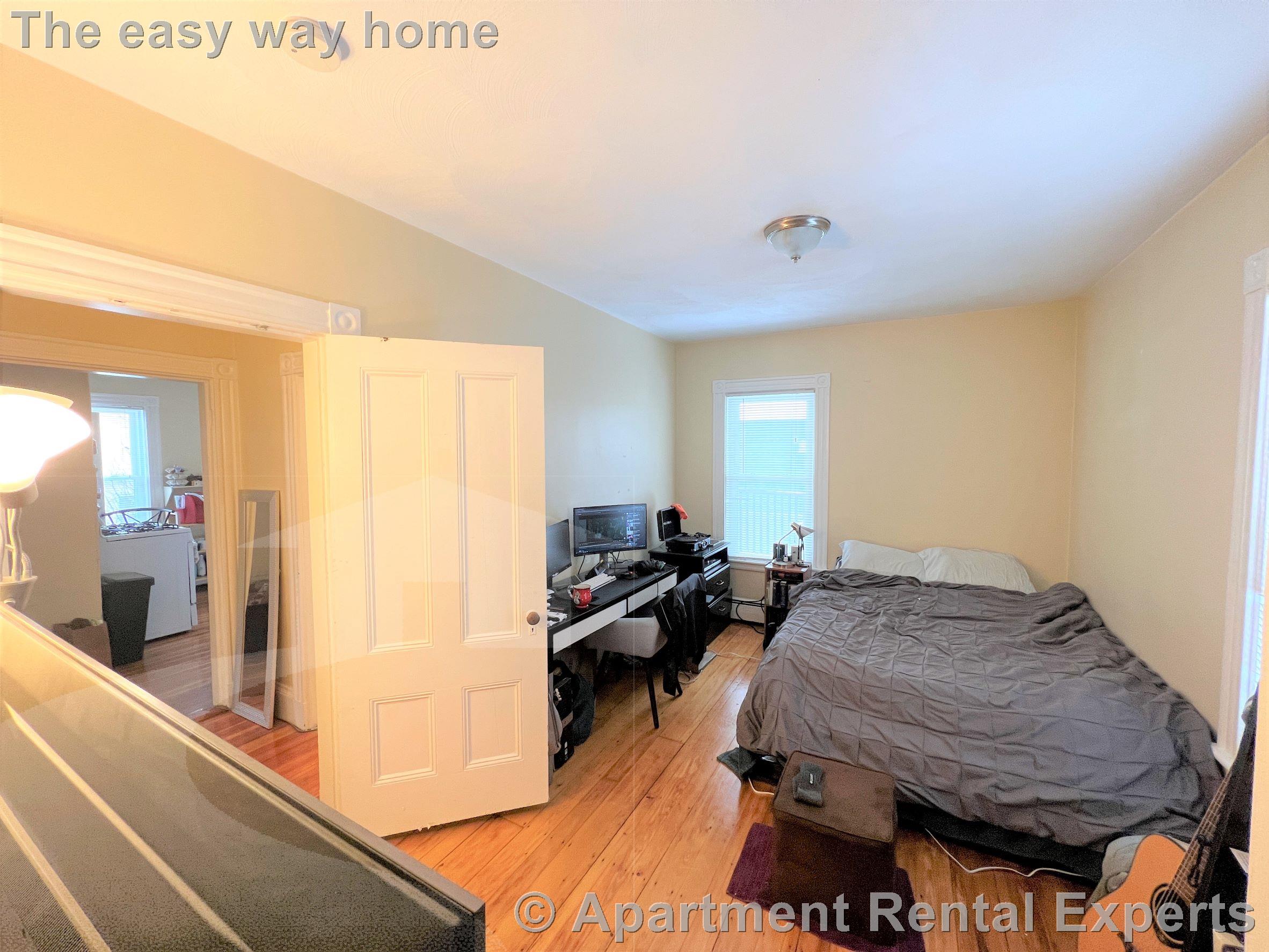 2 Gilson Terr, Porter Square