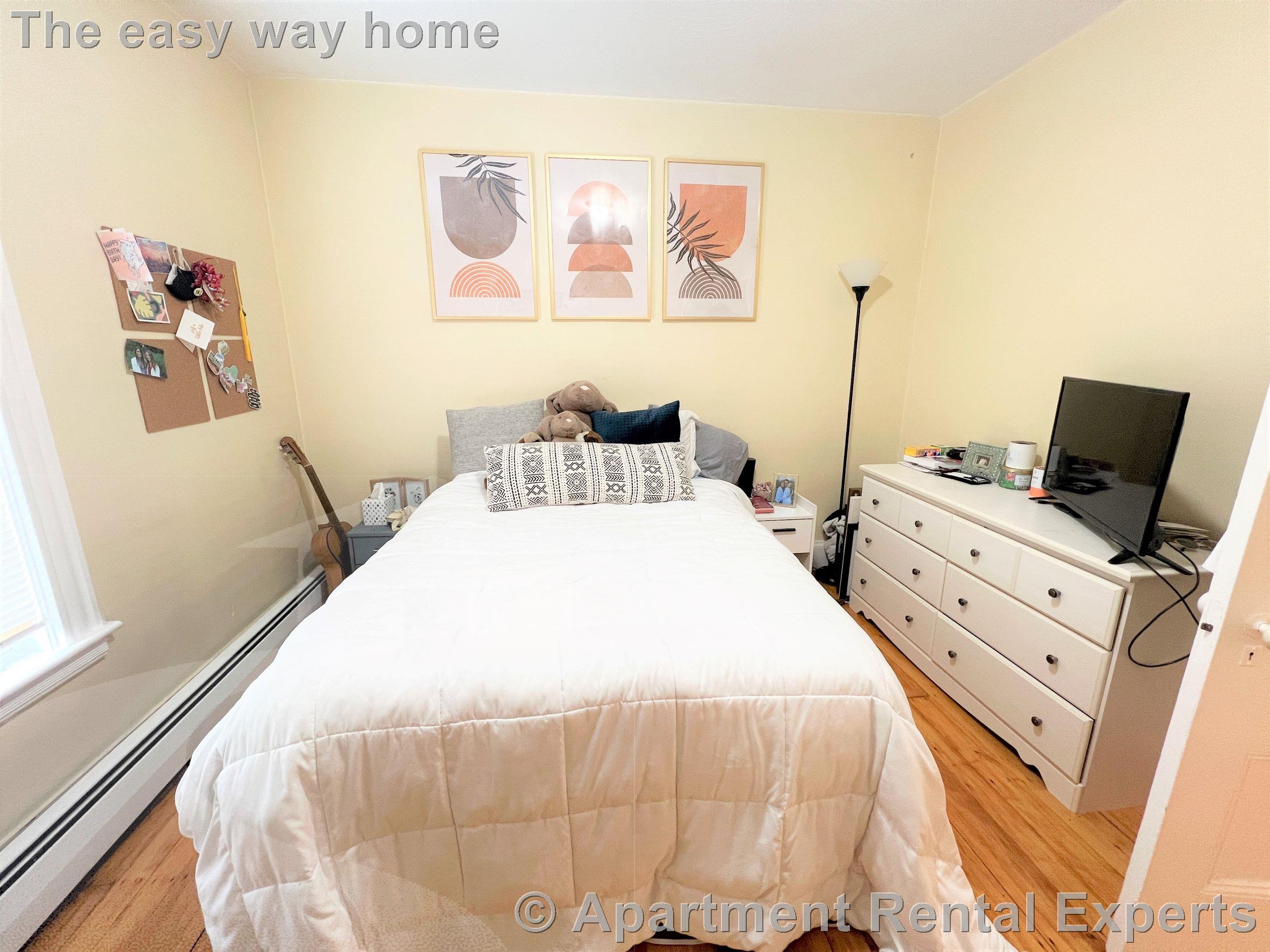 2 Gilson Terr, Porter Square