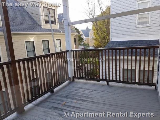 2 Gilson Terr, Porter Square