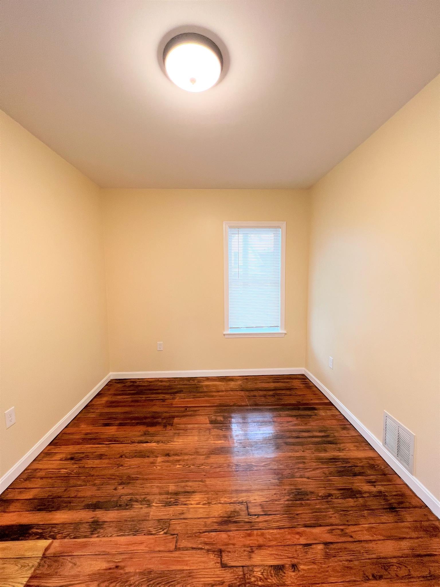 227 Holland St, Davis Square