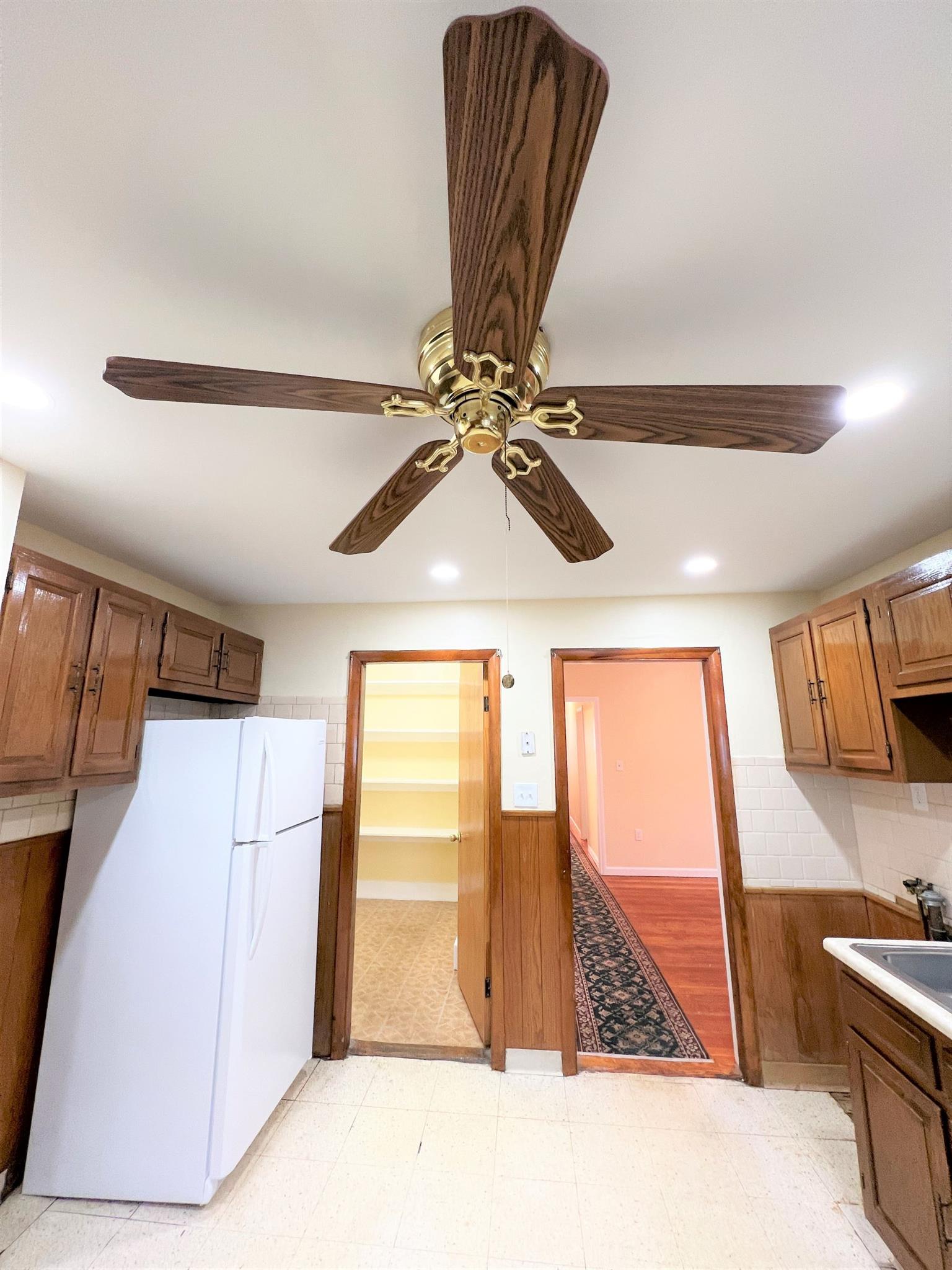 227 Holland St, Davis Square