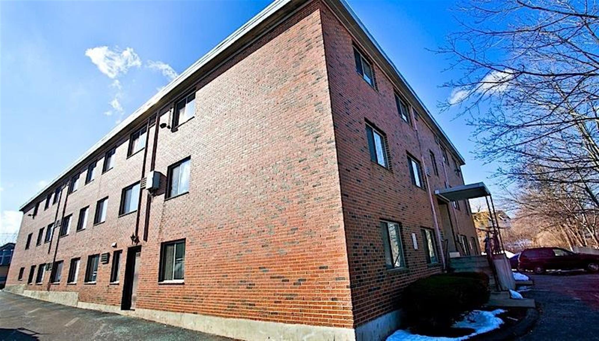 14 Murdock St, Ball Square