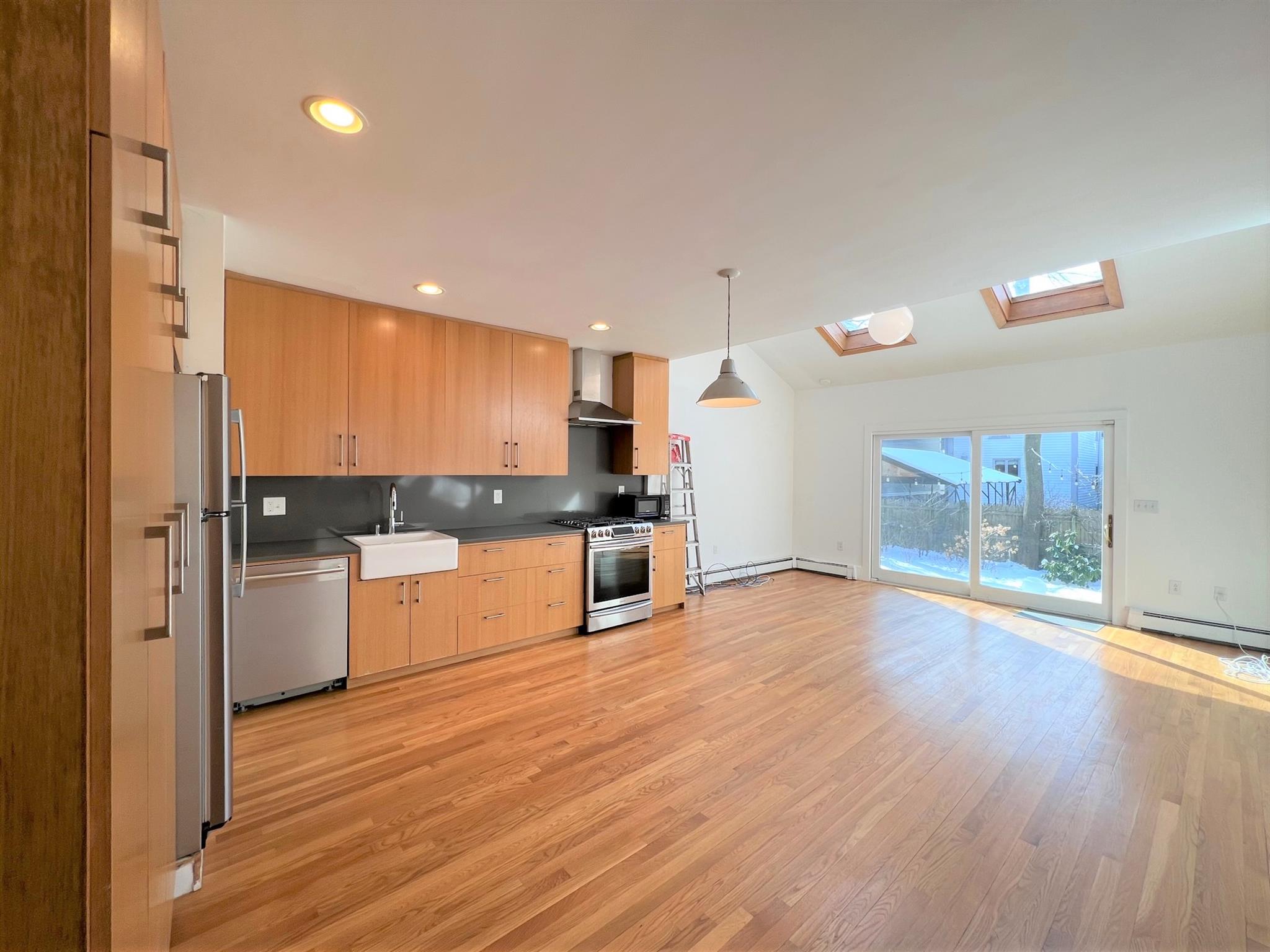 218 Harvard St, Central Square