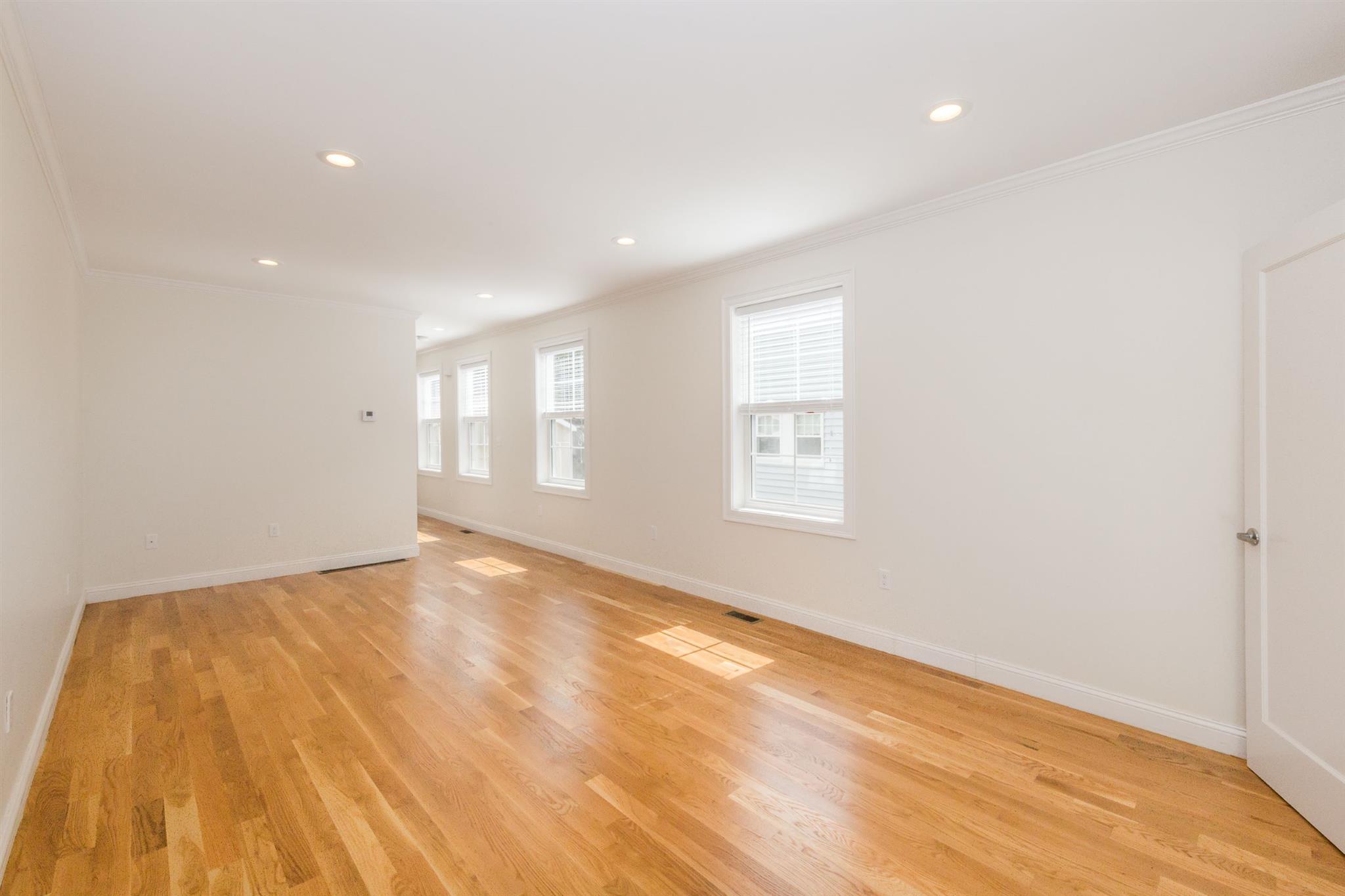 217 Arlington St, Medford