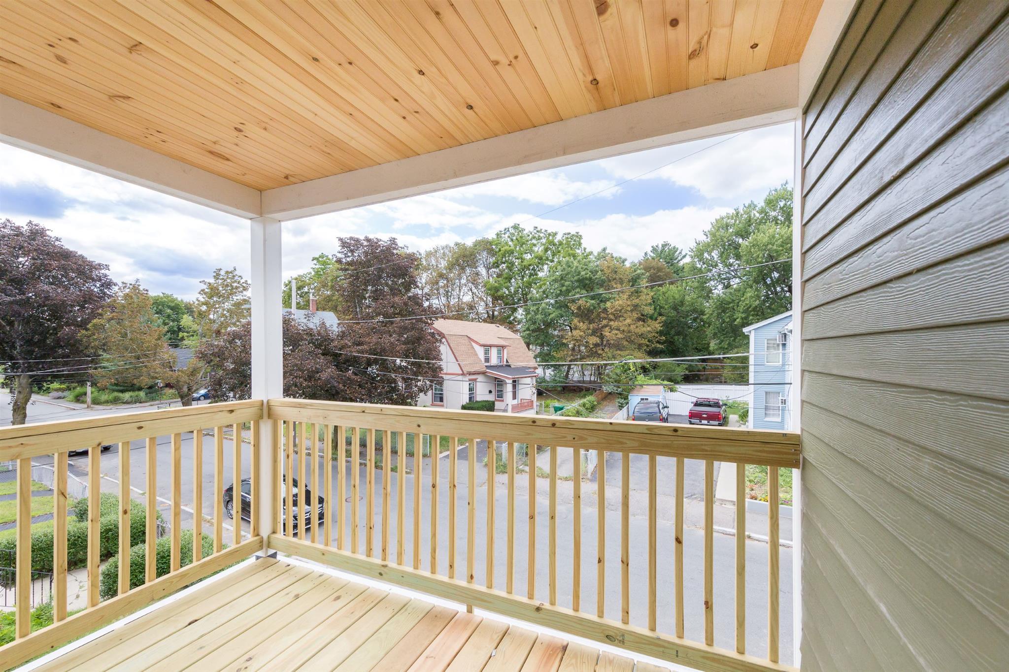 217 Arlington St, Medford