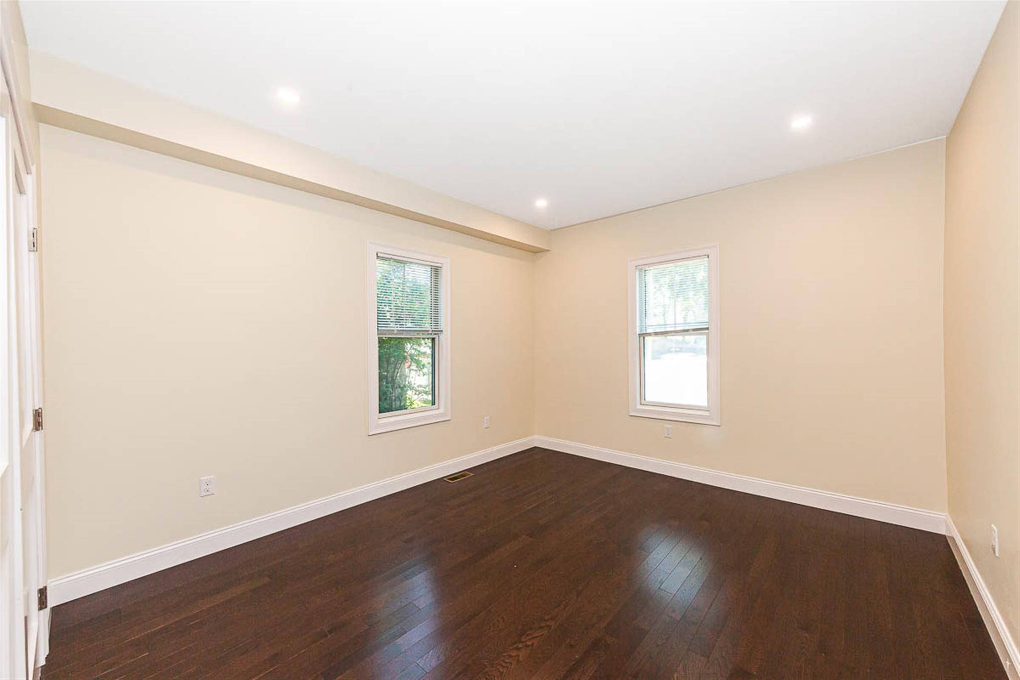 120 Jerome St, Medford