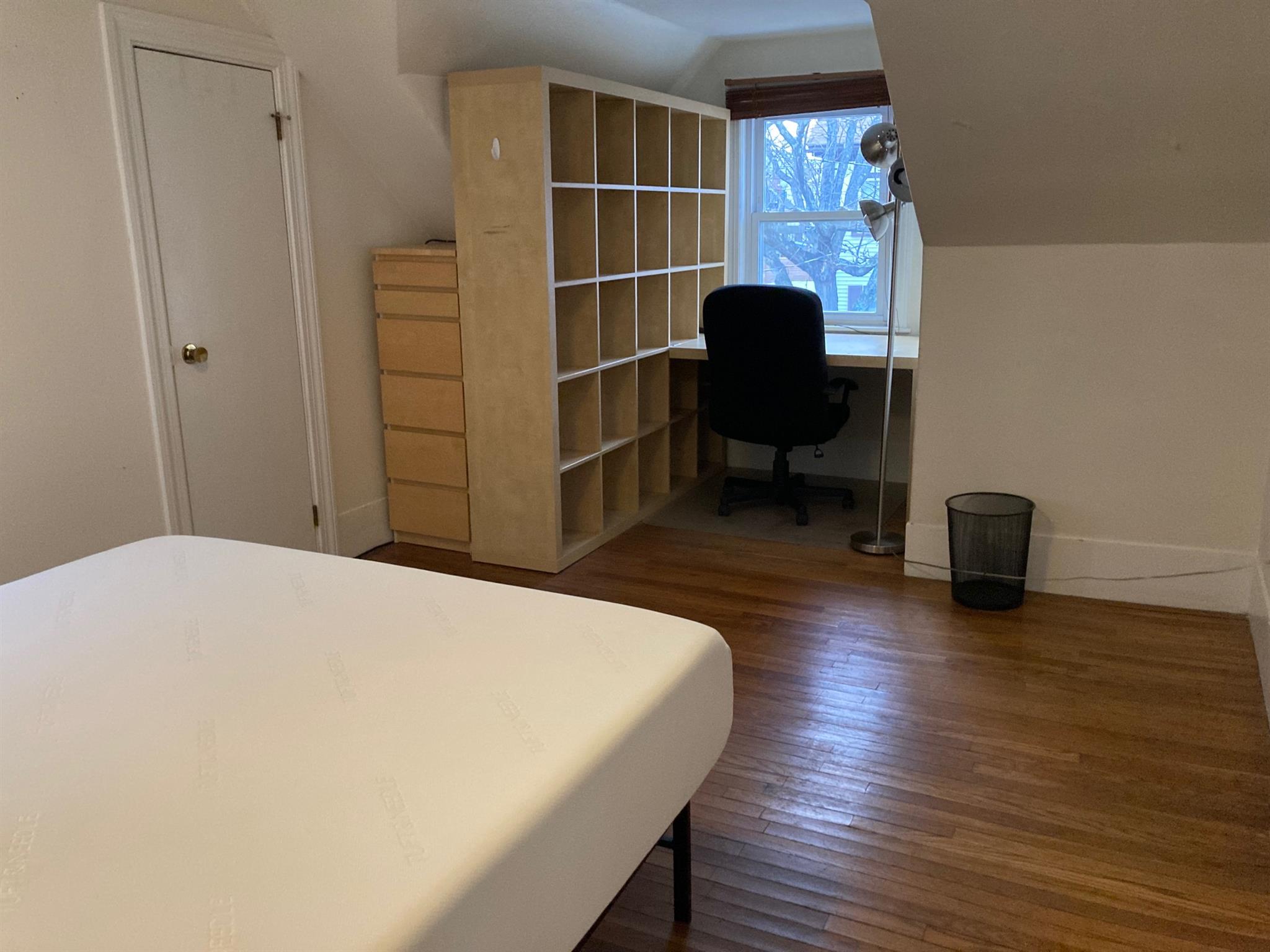 218 Norfolk St, Central Square