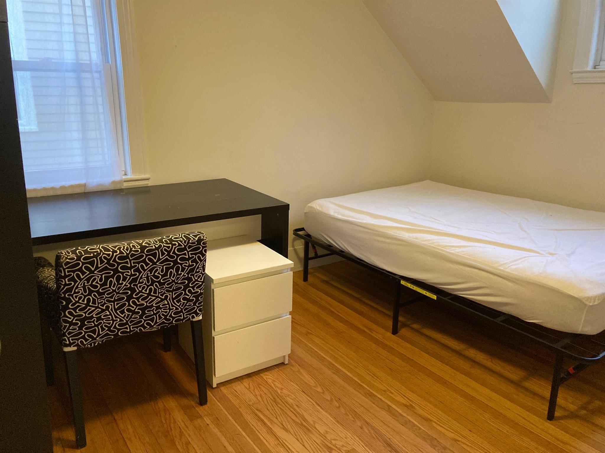 218 Norfolk St, Central Square