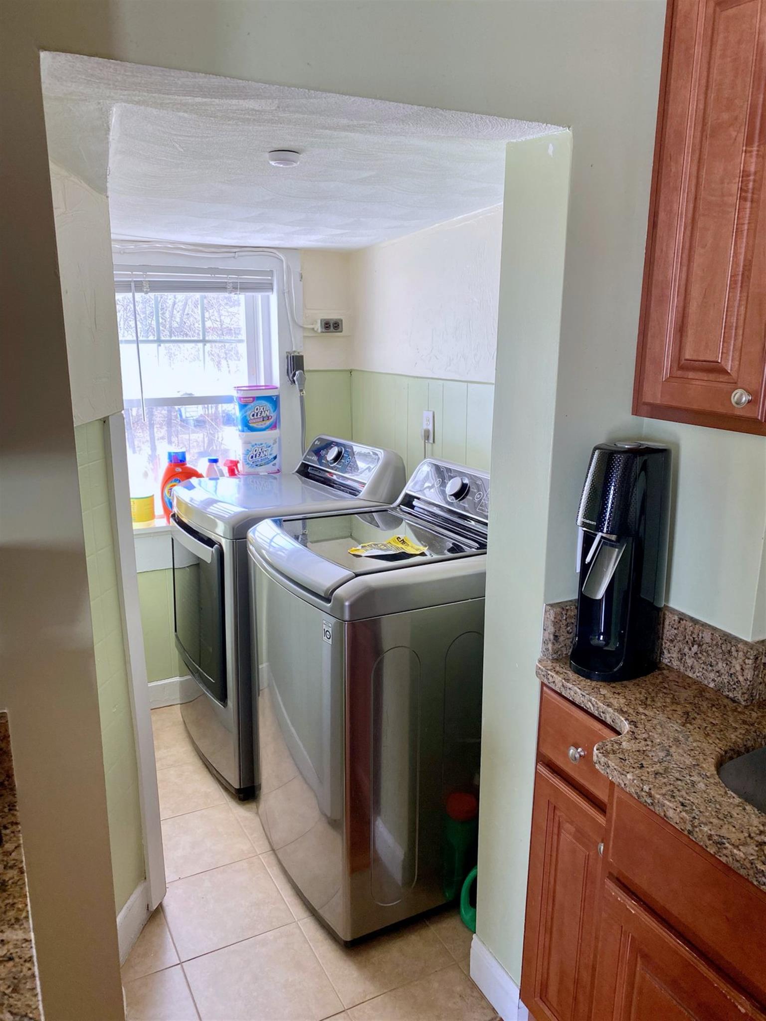 14 Rockland Pl, Malden