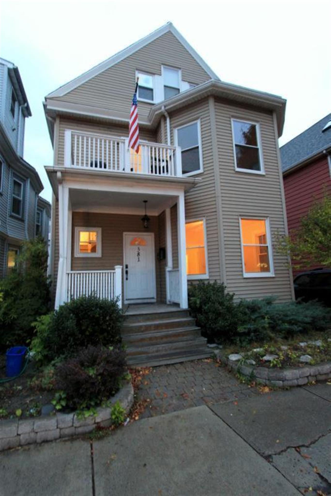 381 Highland Ave, Davis Square