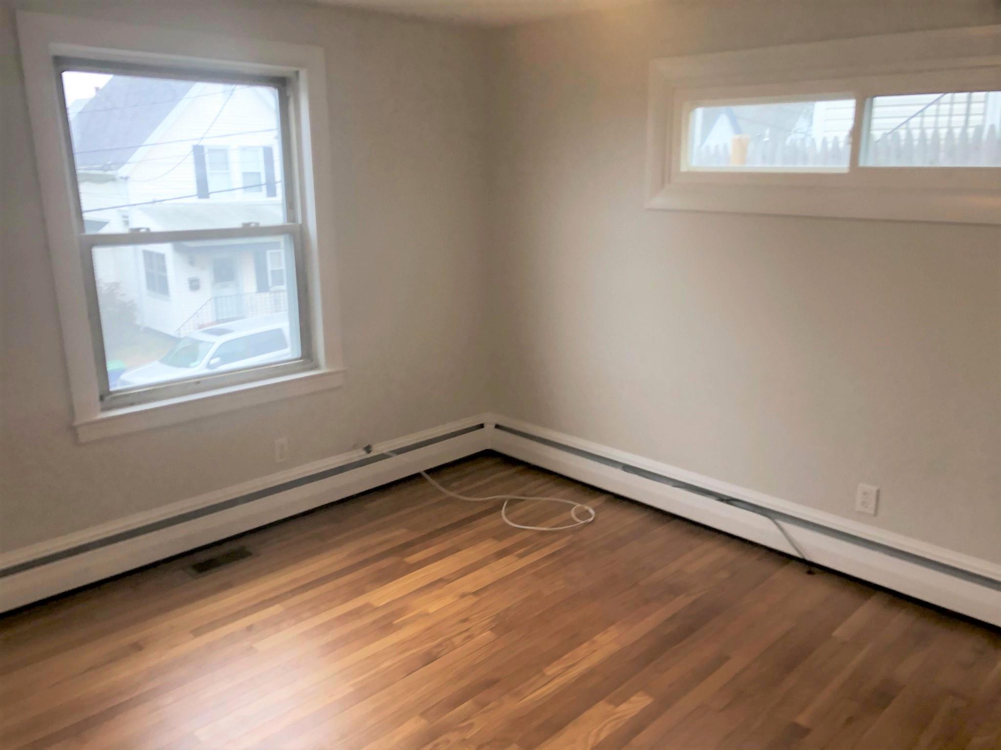 98 Moreland St, Magoun Square