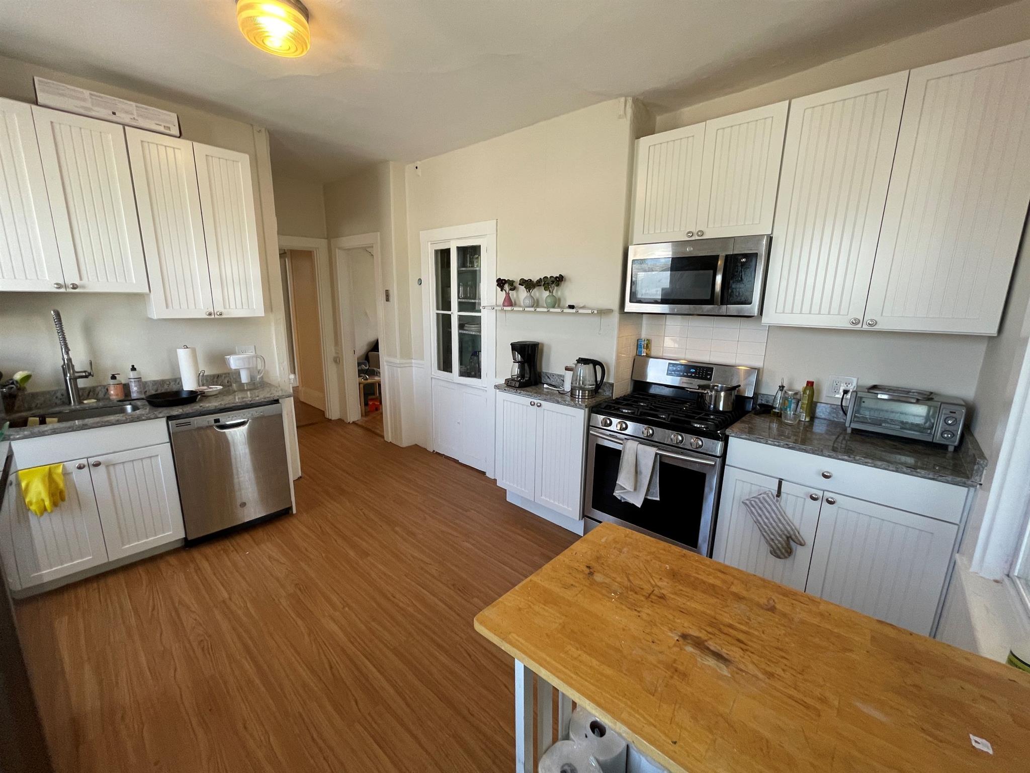 40 Cherry St, Davis Square