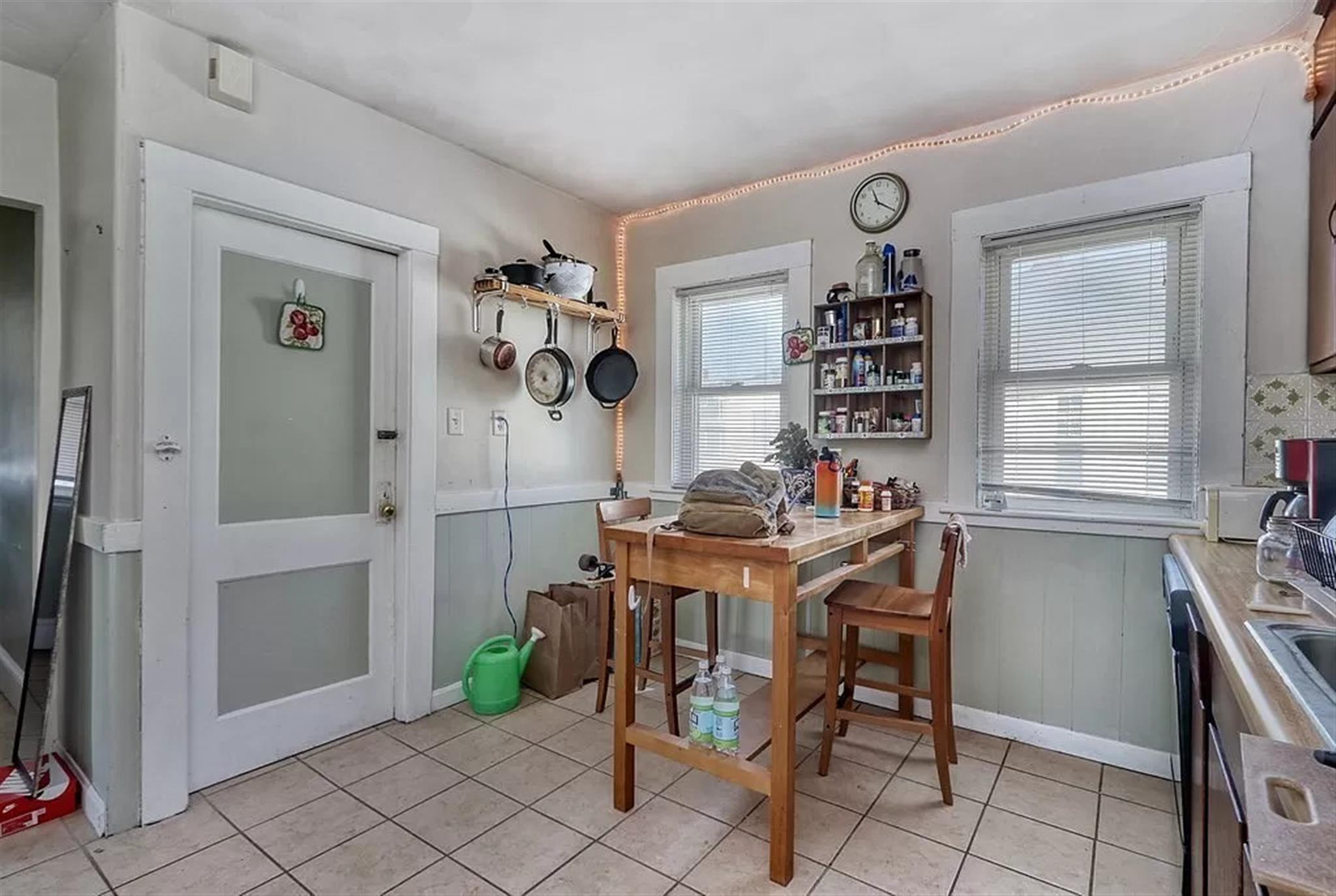 21 Renfrew St, Tufts University