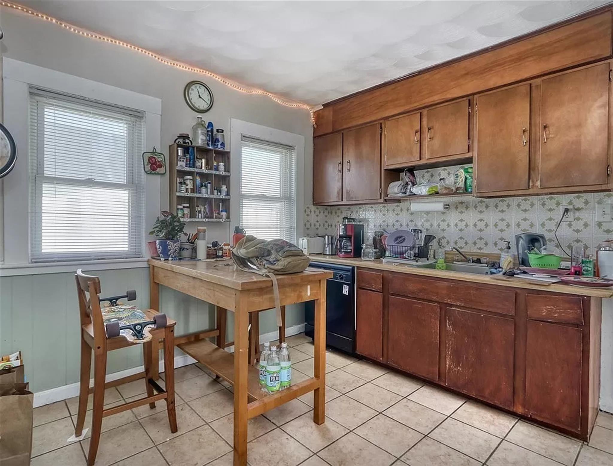 21 Renfrew St, Tufts University