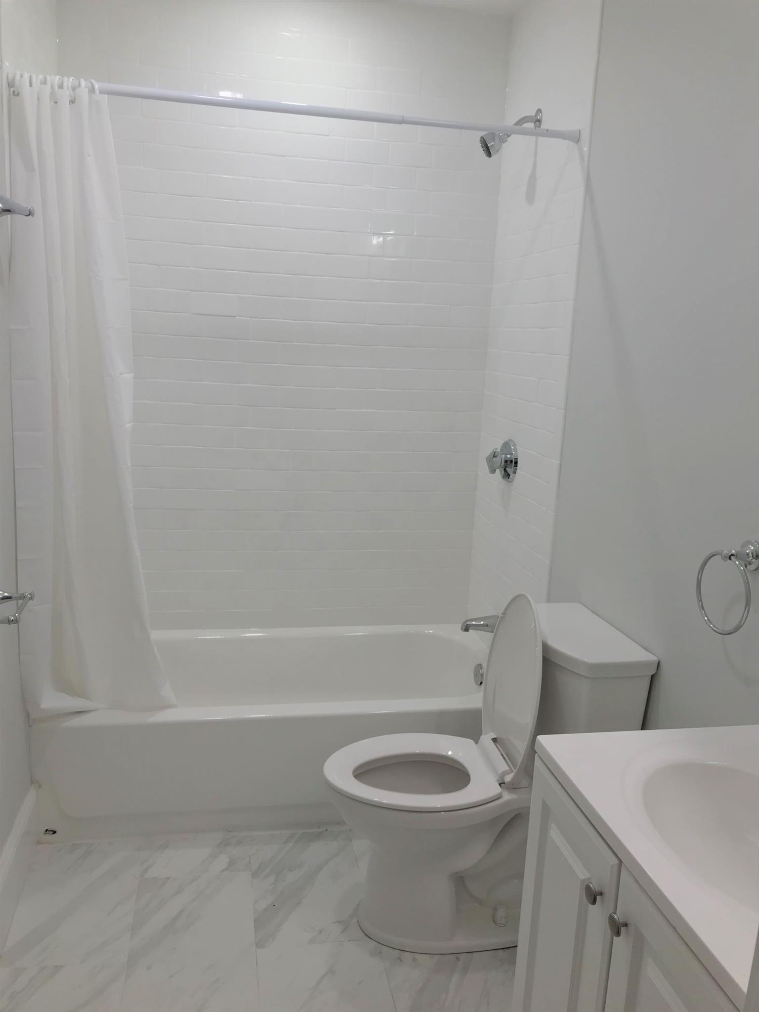 303 Highland Ave, Davis Square