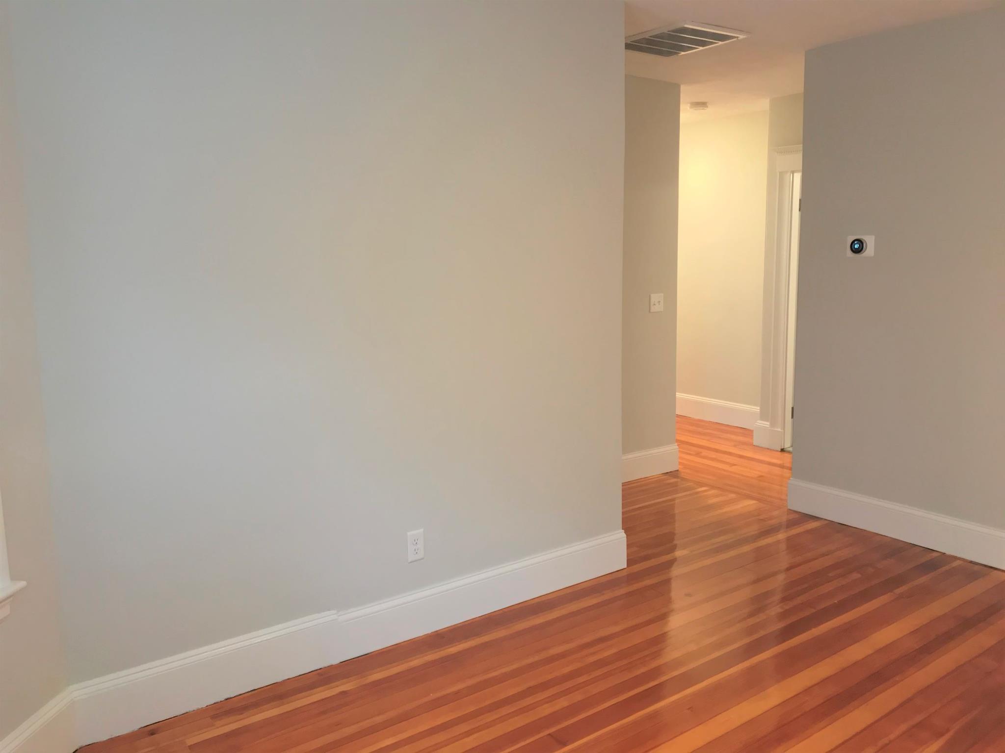 305 Highland Ave, Davis Square