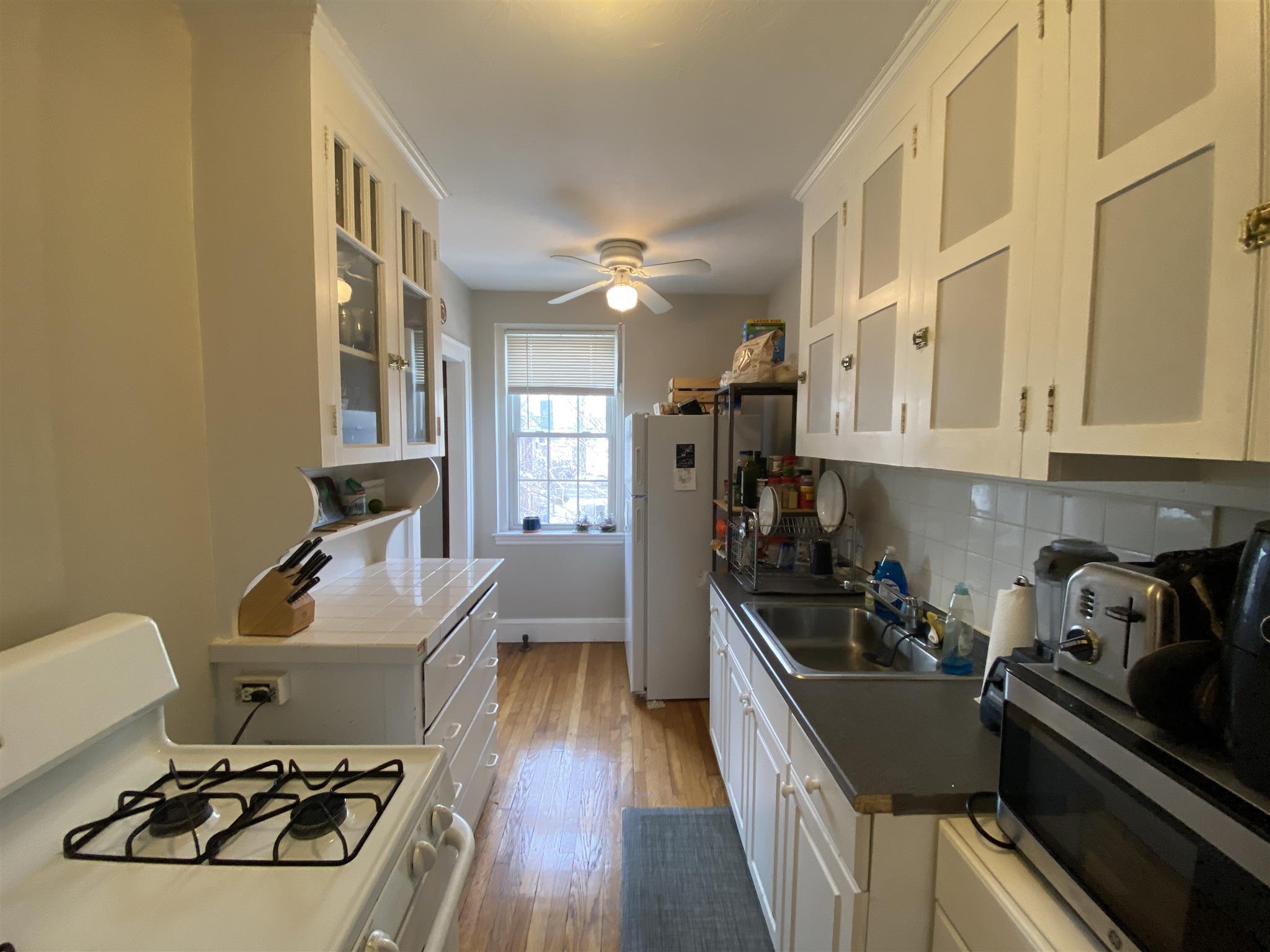 119 College, Davis Square