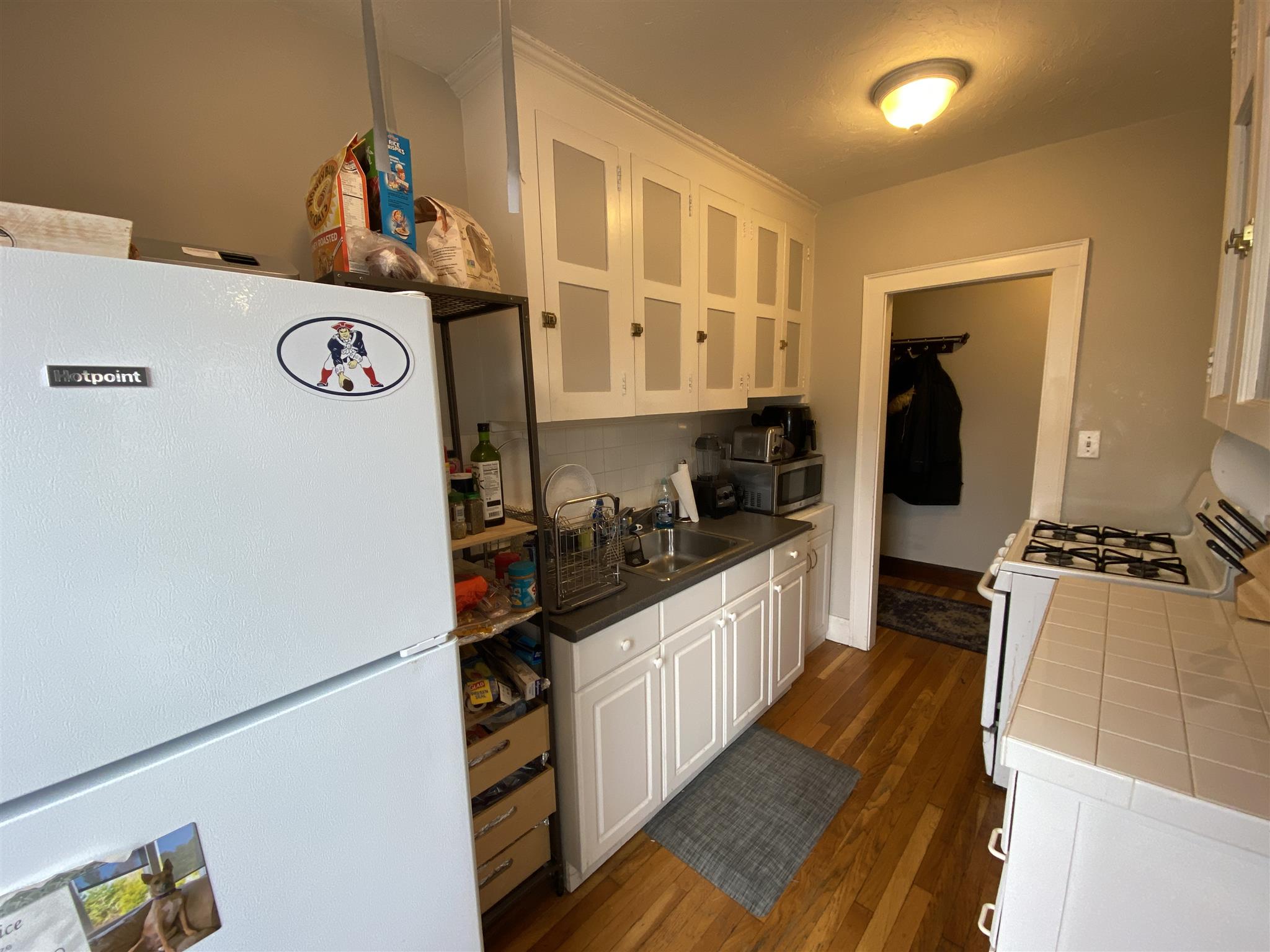 119 College, Davis Square